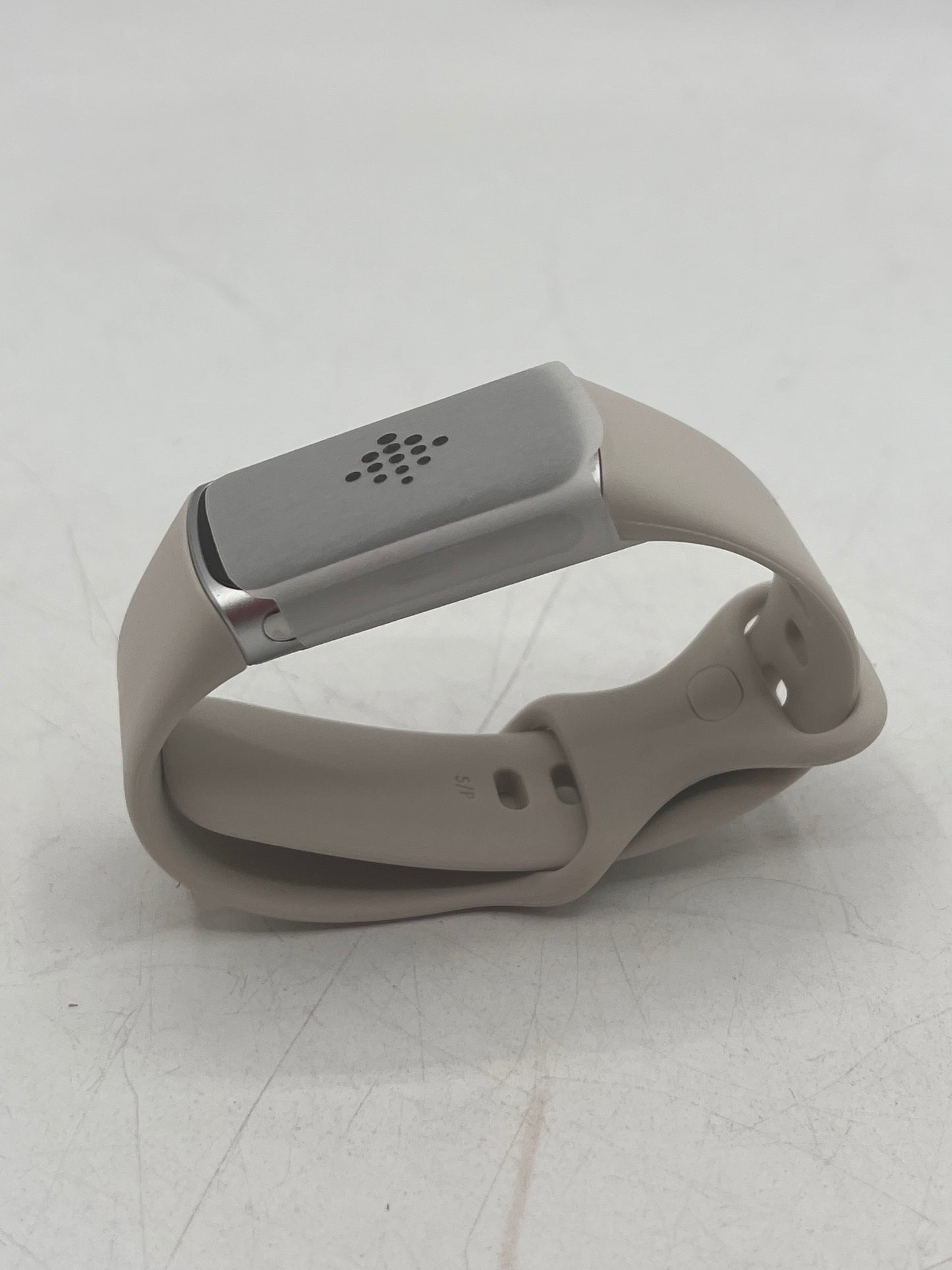 Fitbit Charge 6 (2023) Smart Watch Silver GPS Only Small