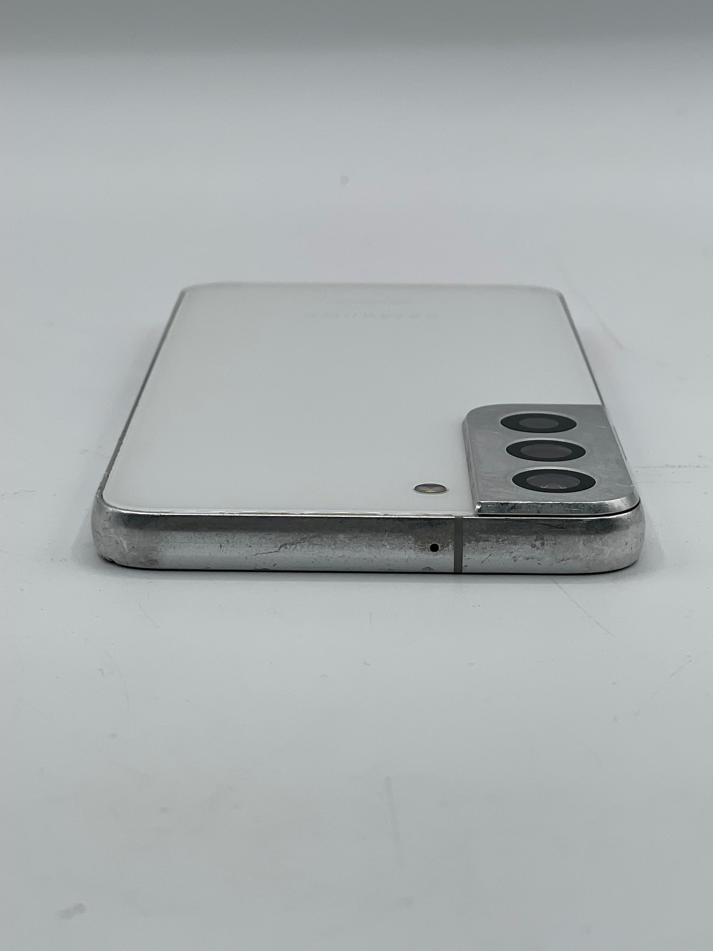 Samsung Galaxy S22 128GB White Unlocked Free Shipping