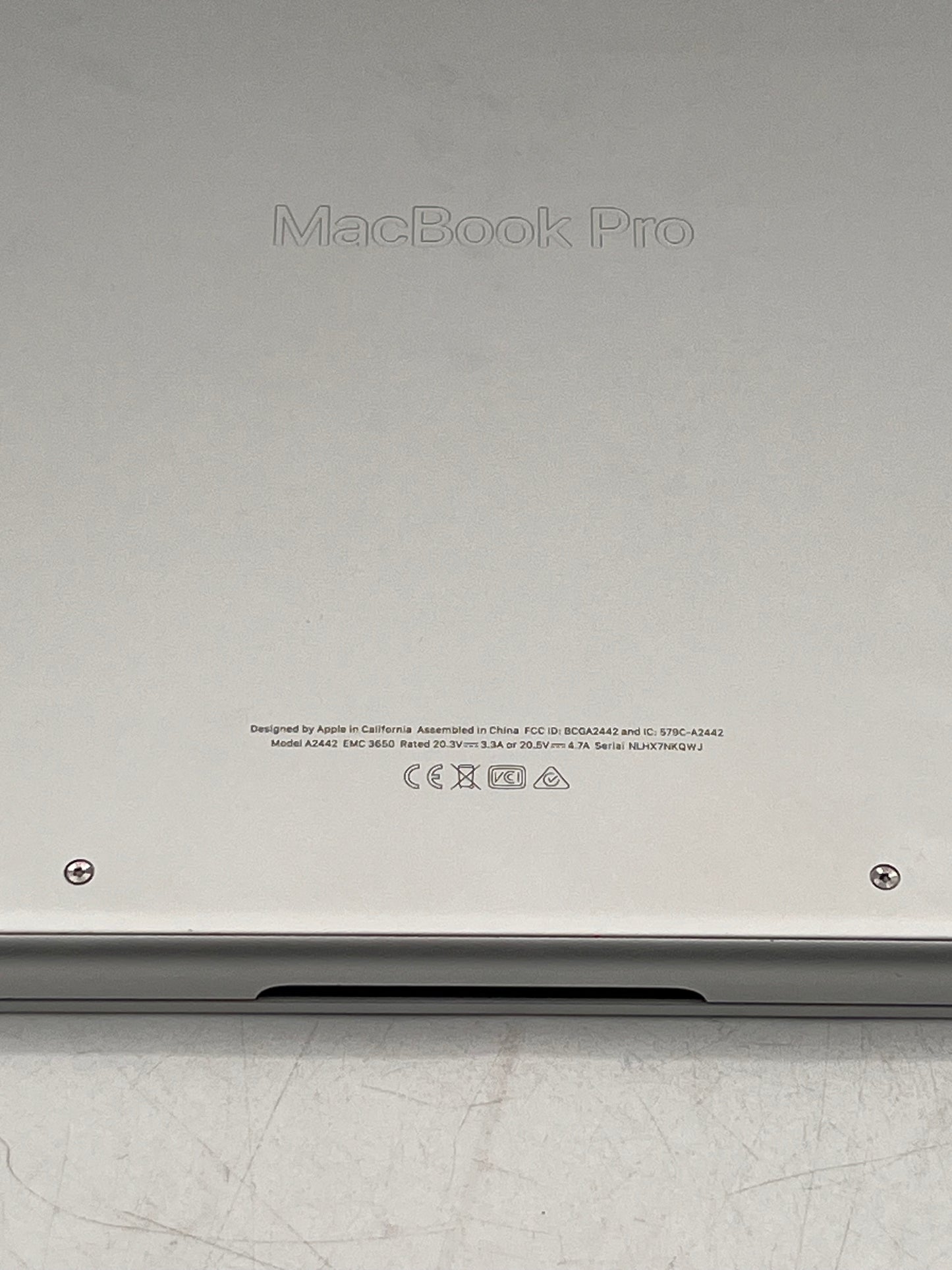 2021 Apple MacBook Pro 14" M1 PRO 16GB 512GB A2442 MKGR3LL/A READ