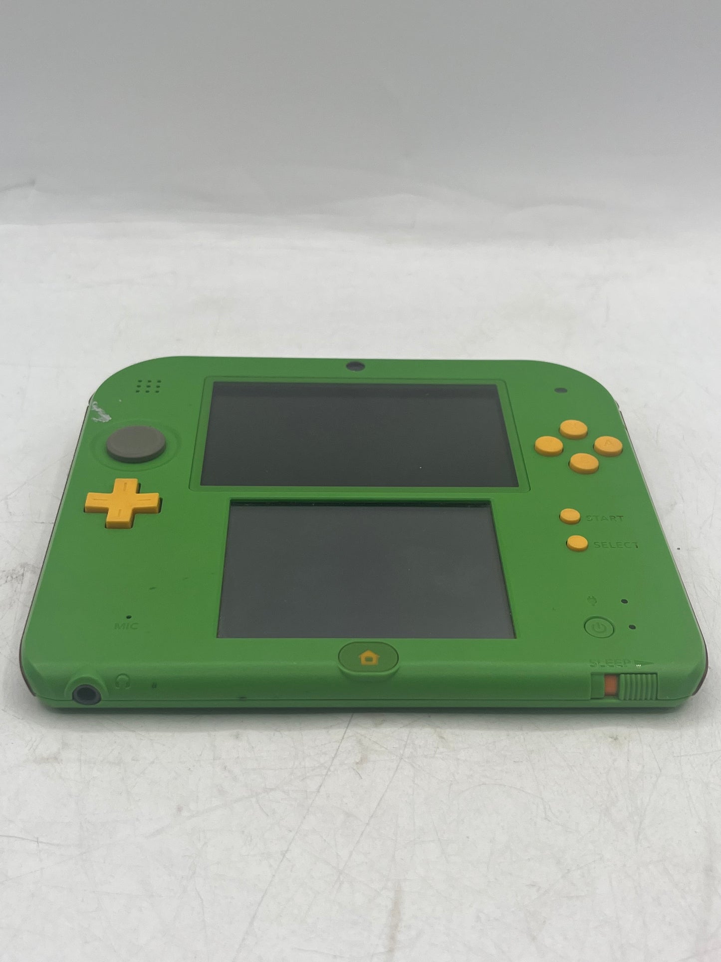 Nintendo 2DS (FTR-001) 2013 Handheld Game System 4GB Green READ