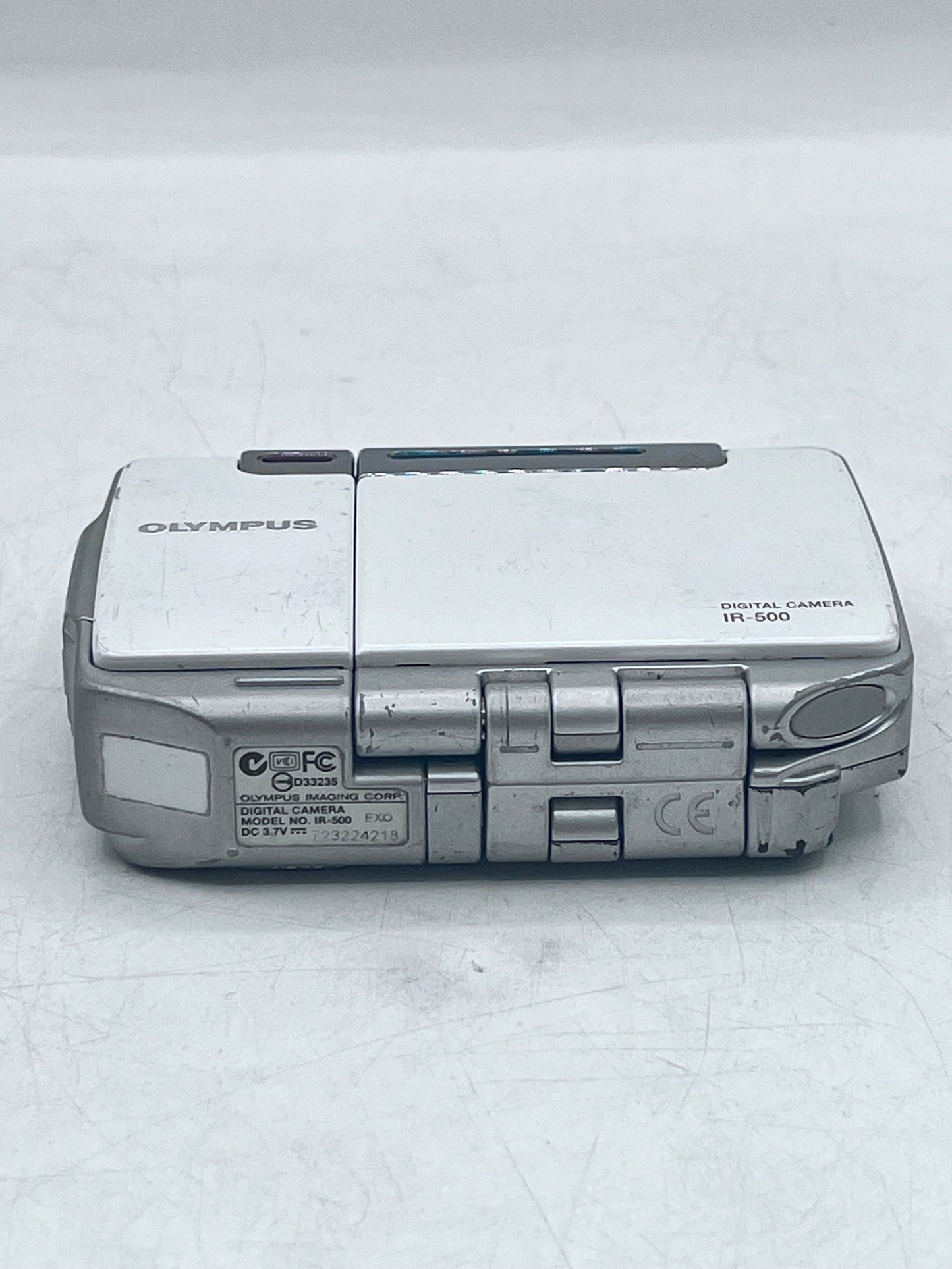 Olympus IR-500 Digital Camera 4.0 MP 2.8x Optical Zoom - Silver