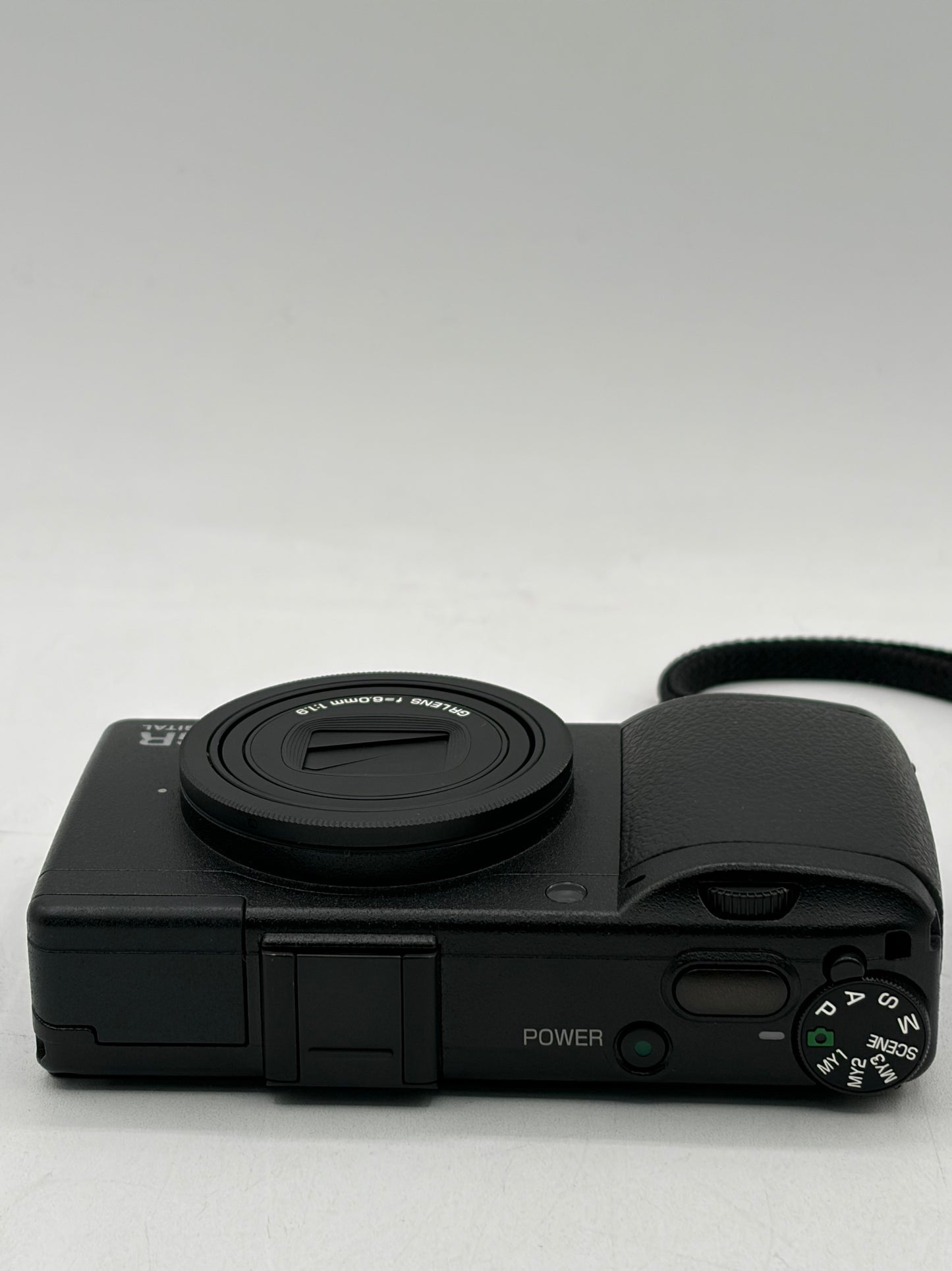 RICOH GR Digital III Compact Digital Camera 10.0MP - Black RICOH GRD3