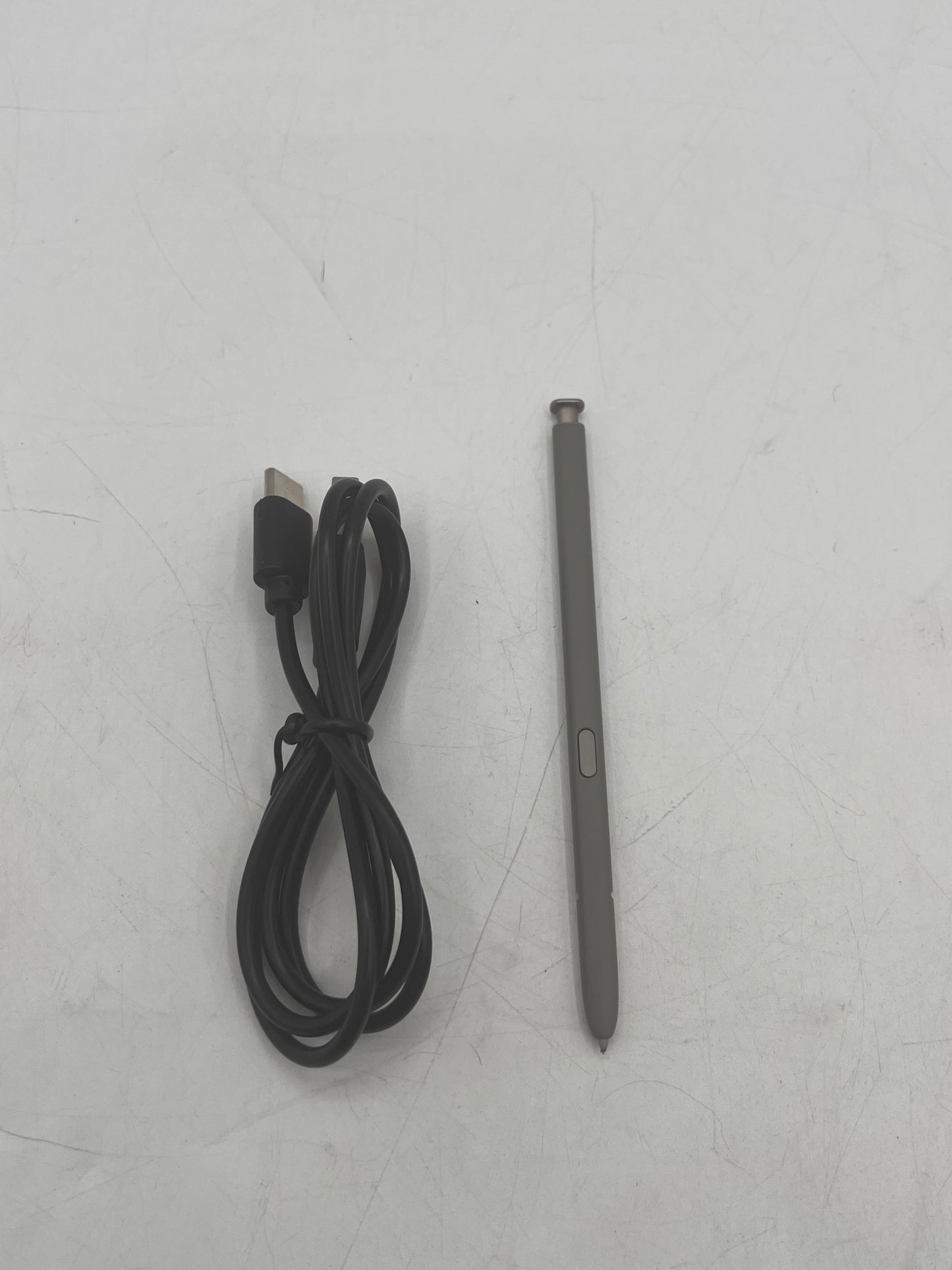 Wacom PTH660 Intuos Pro Medium Graphic Tablet with Pen and USB Cable