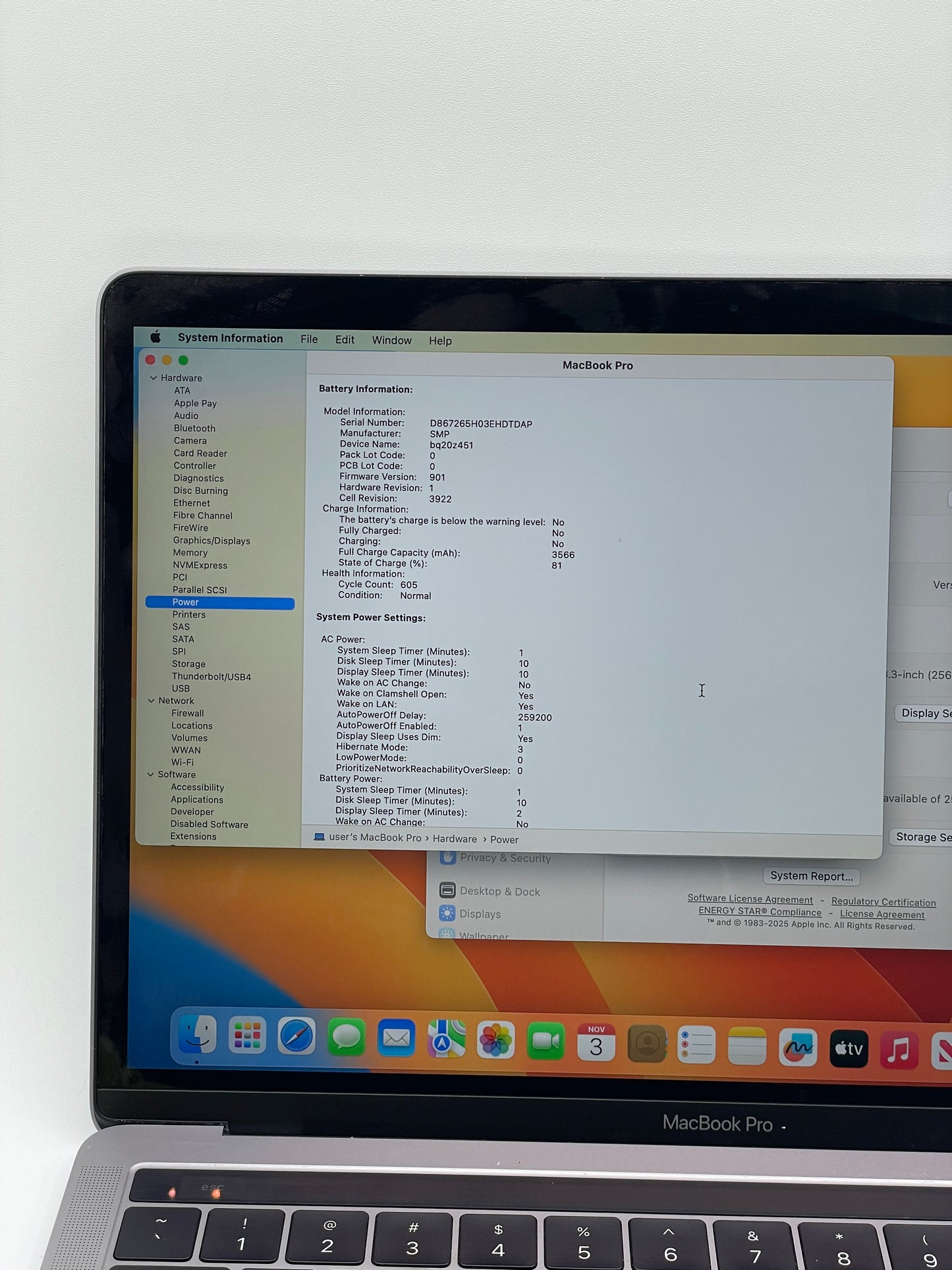 2017 MacBook Pro 13.3" i5-7360U @ 3.1GHz 8GB 256GB A1706 MPXV2LL/A Space Grey