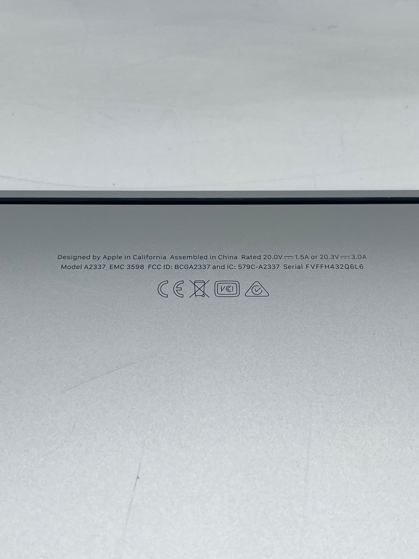 2020 Apple MacBook Air 13.3" M1 7C 8GB 128GB A2337 REMOTELY MANAGED