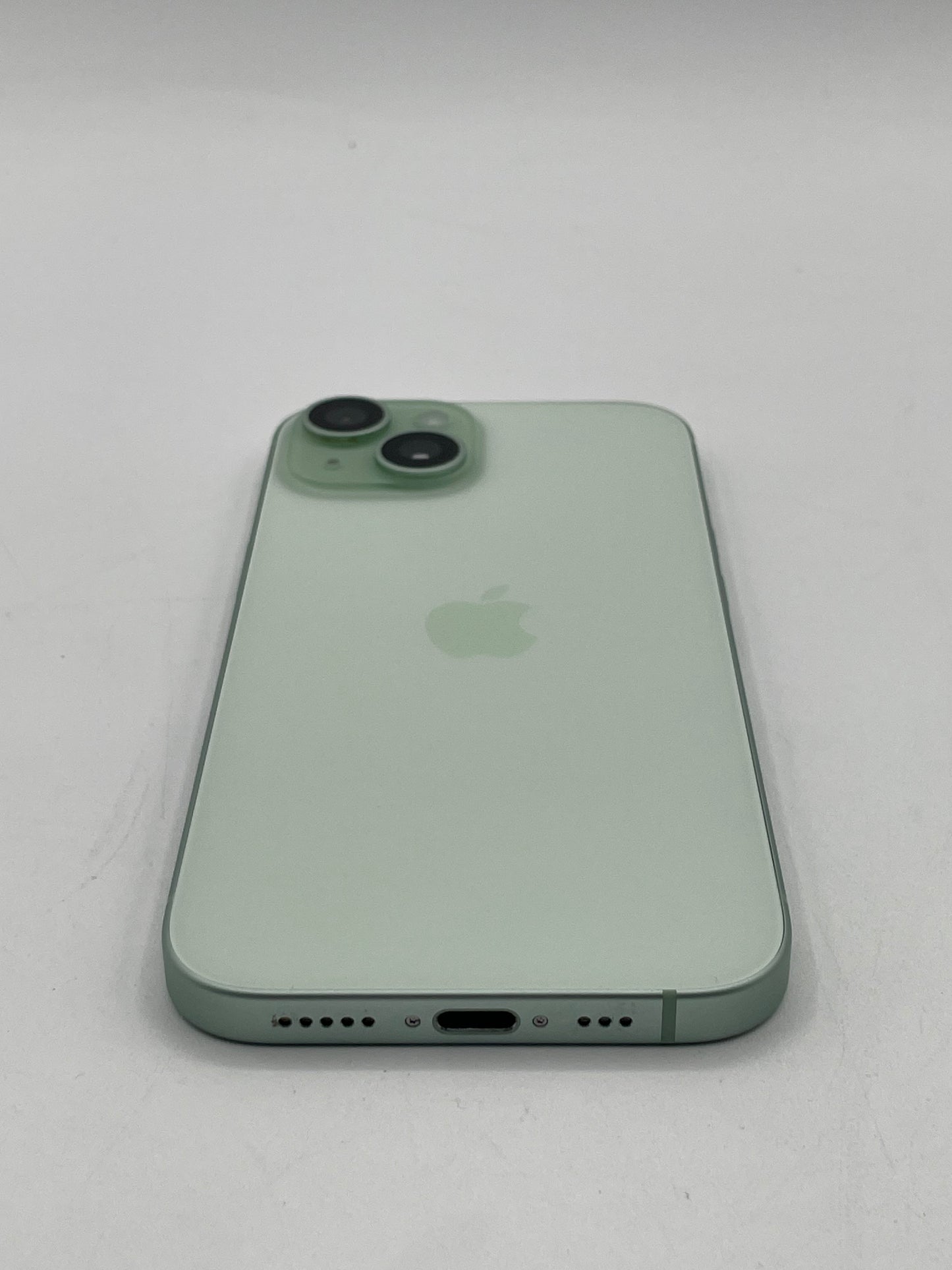 Unlocked Apple iPhone 15 128GB A2846 MTM23LL/A Green 99% BH