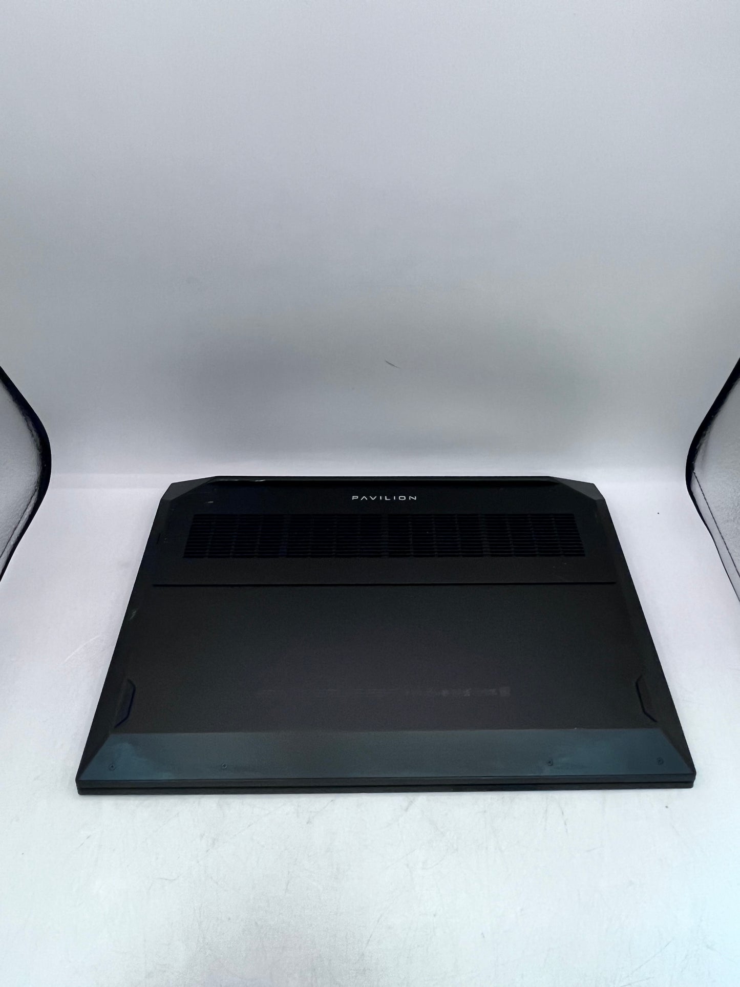 HP Pavilion 15 Intel i5 10th Gen 8GB - Jet Black READ