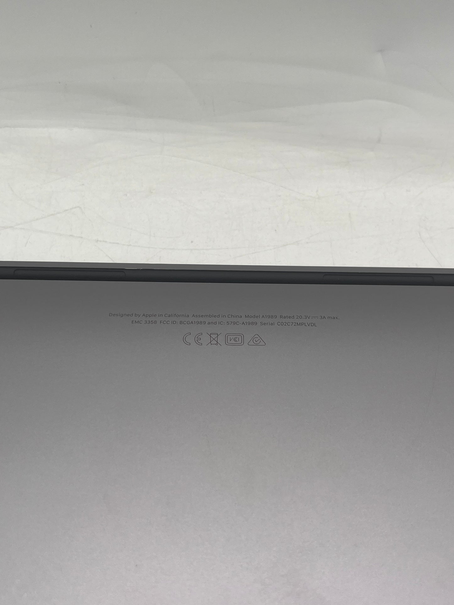 Apple MacBook Pro 13" A1989 2019 Core i5 16GB 256GB Space Gray