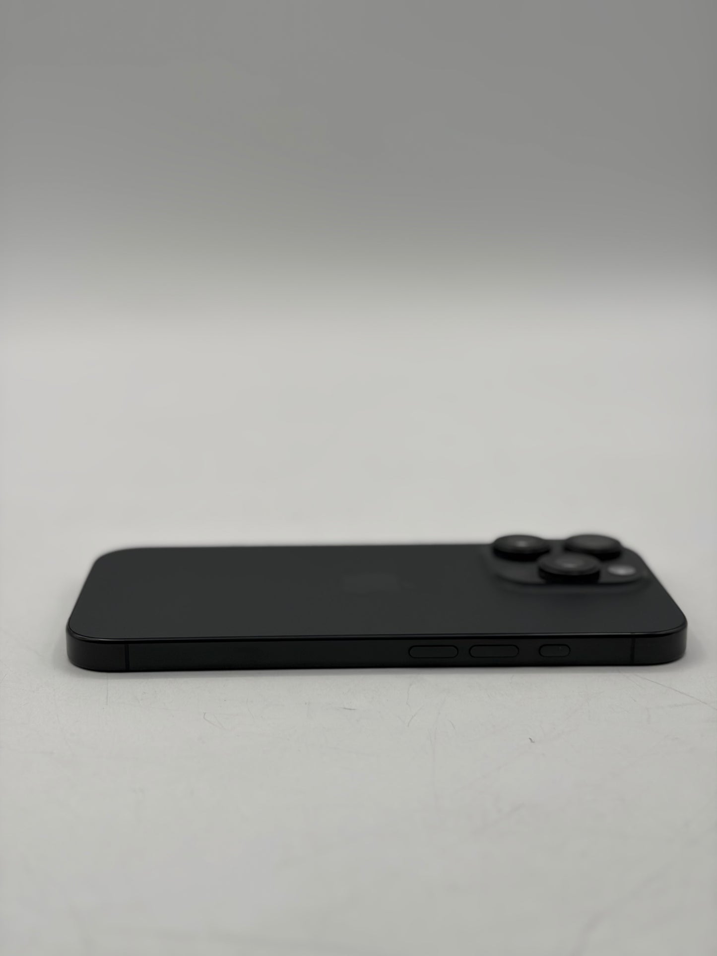 Unlocked Apple iPhone 16 Pro 6.1" 256GB A3083 MYMG3LL/A Black 89% Battery Health