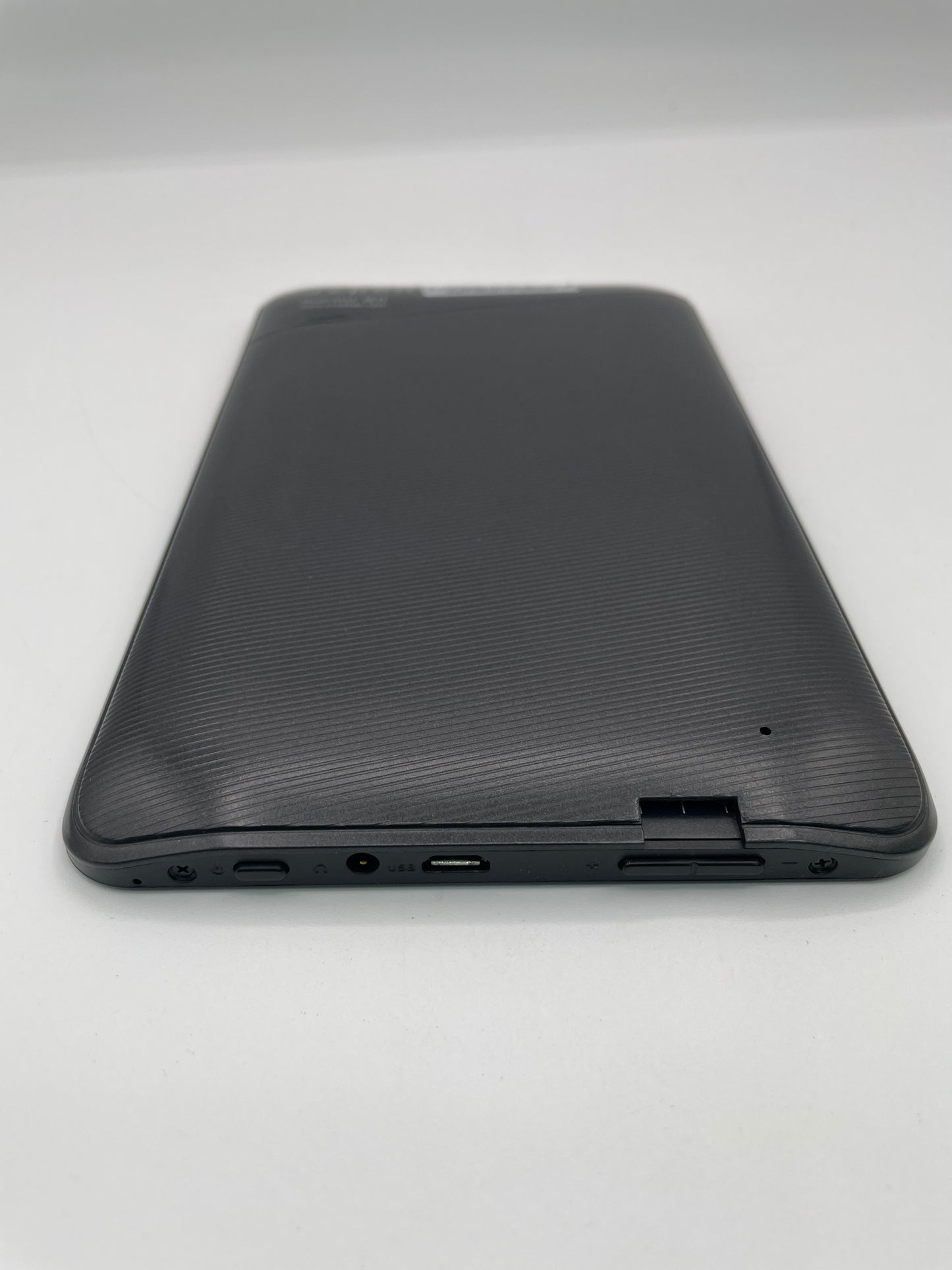Azpen A727 Black 16GB WiFi Tablet - Used
