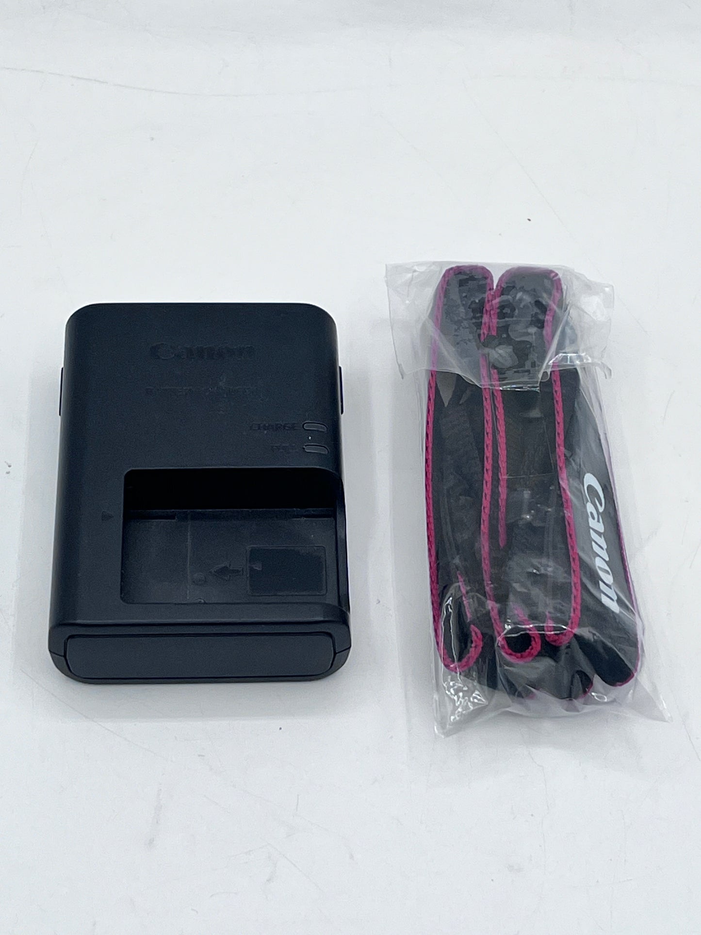 Canon EOS M50 24.1MP Mirrorless Camera with Battery and Charger Free Shipping