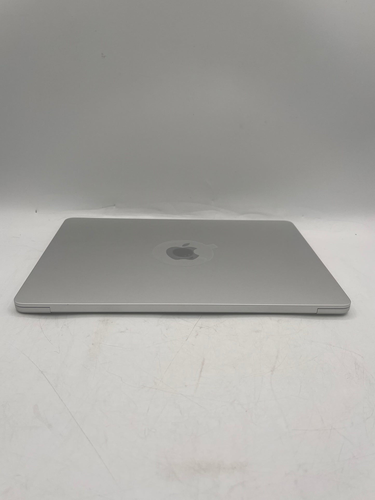2025 Apple MacBook Air 13" M4 16GB 256GB A3240 MW0W3LL/A Silver Free Shipping
