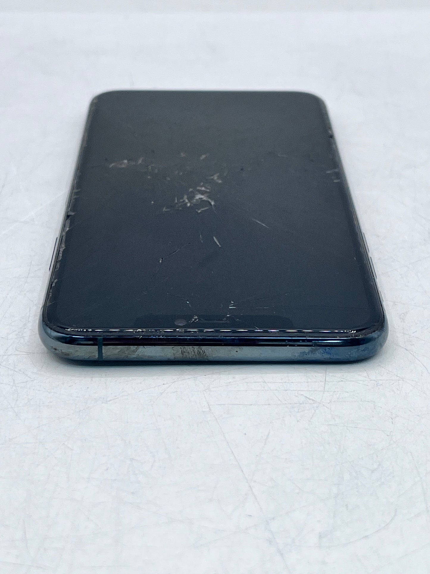 Apple iPhone 11 Pro Max NWGJ2LL/A A2161 128GB Unlocked - Green