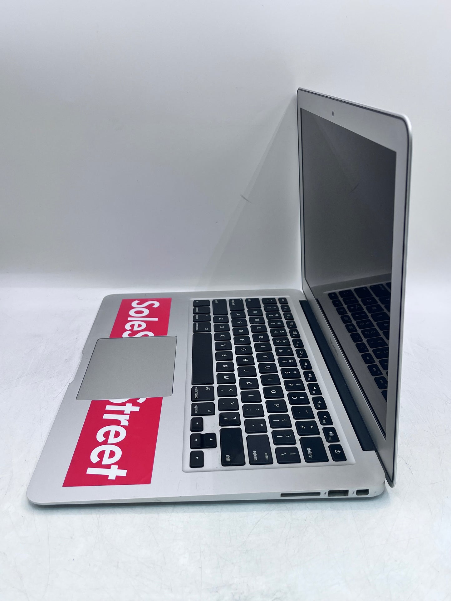 Apple Macbook Air 13" A1466 2013 Core i5-4250U 1.30GHz 4GB 128GB - Silver