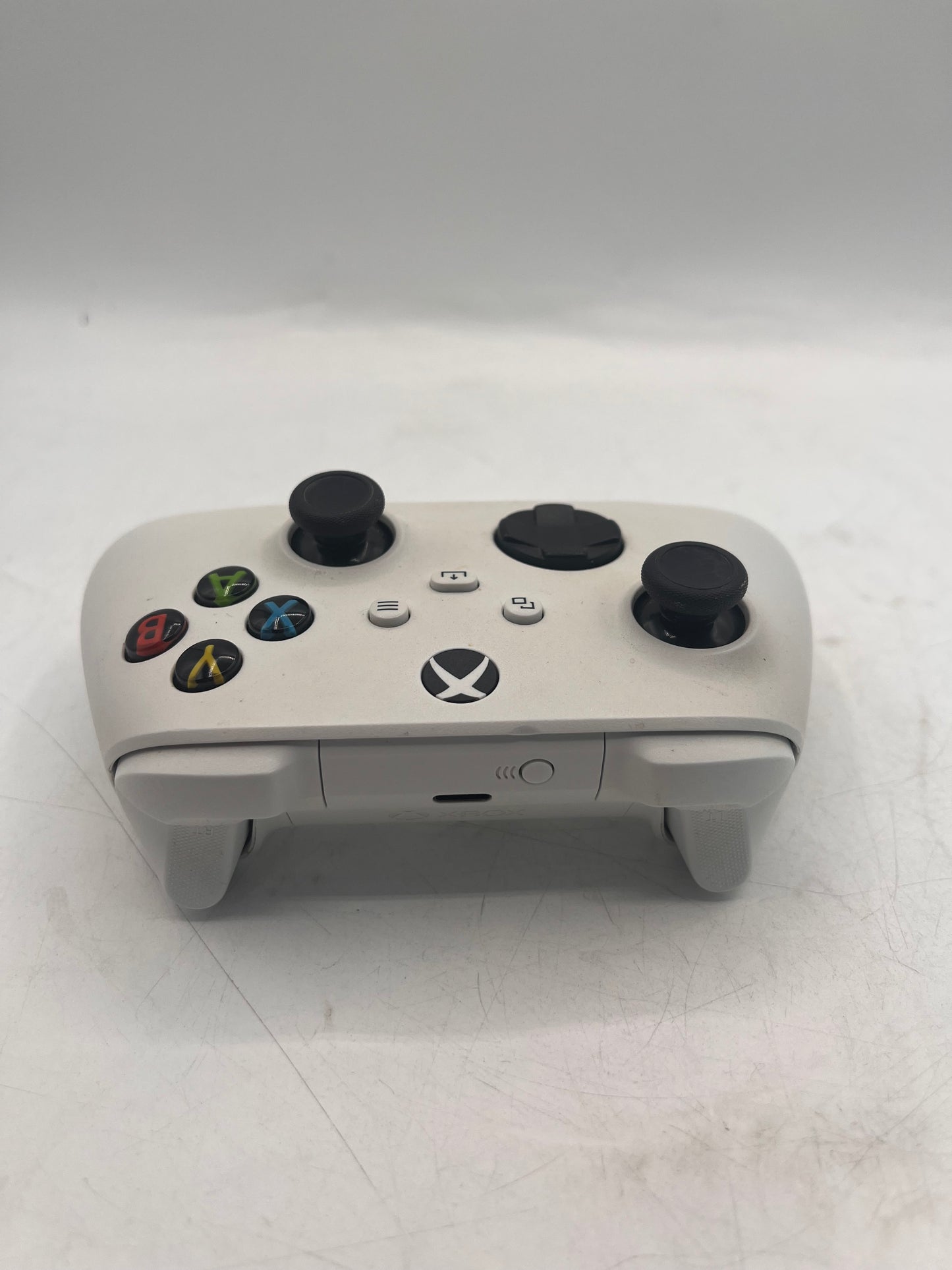 Microsoft Xbox Series Wireless Controller Model 1914 - White
