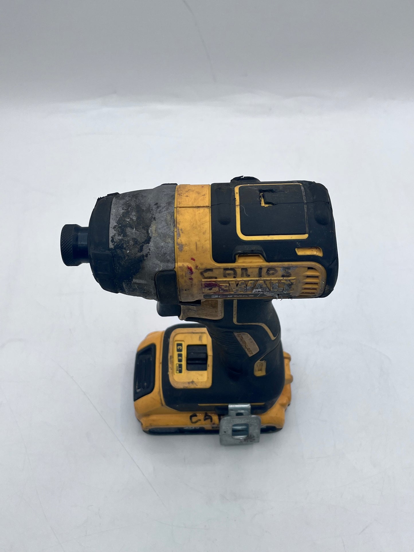 DeWalt DCF887 Power Tool Multi-Colored with 1 Battery and Bluetooth