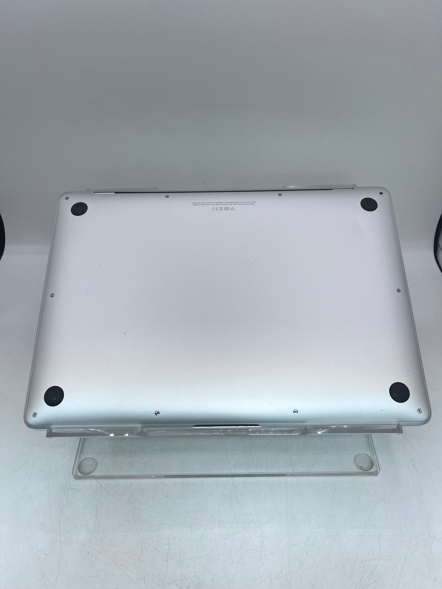 Apple MacBook Air Retina A2179 MWTJ2LL/A 2020 Intel i3 8GB 256GB - Silver READ