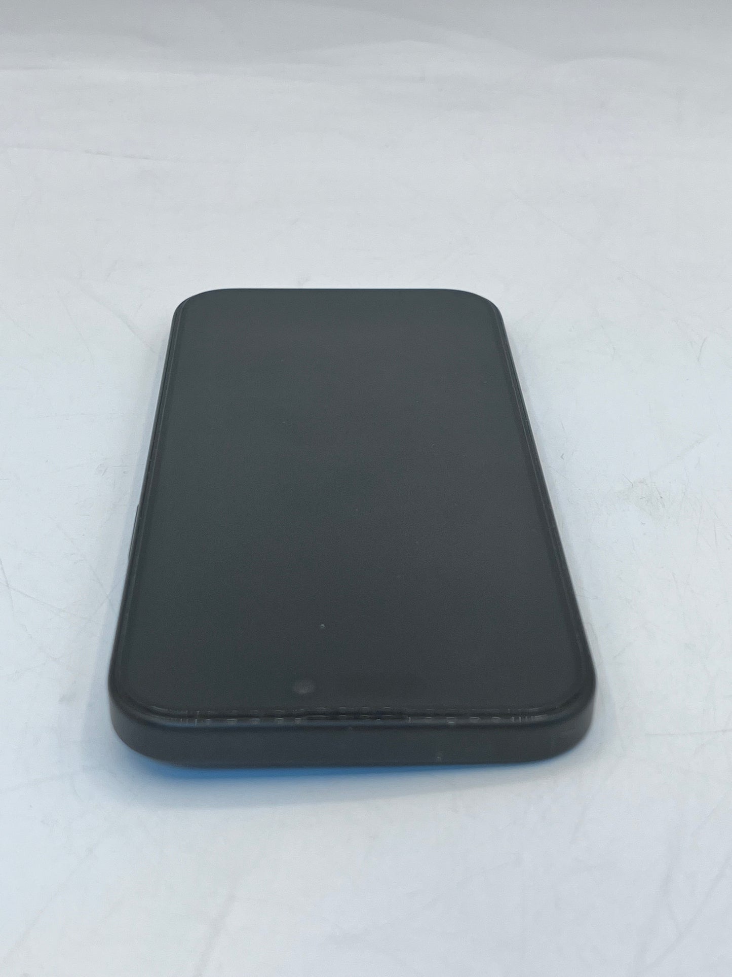 T-Mobile Apple iPhone 15 6.1" 128GB MTLV3LL/A A2846 - Black READ!