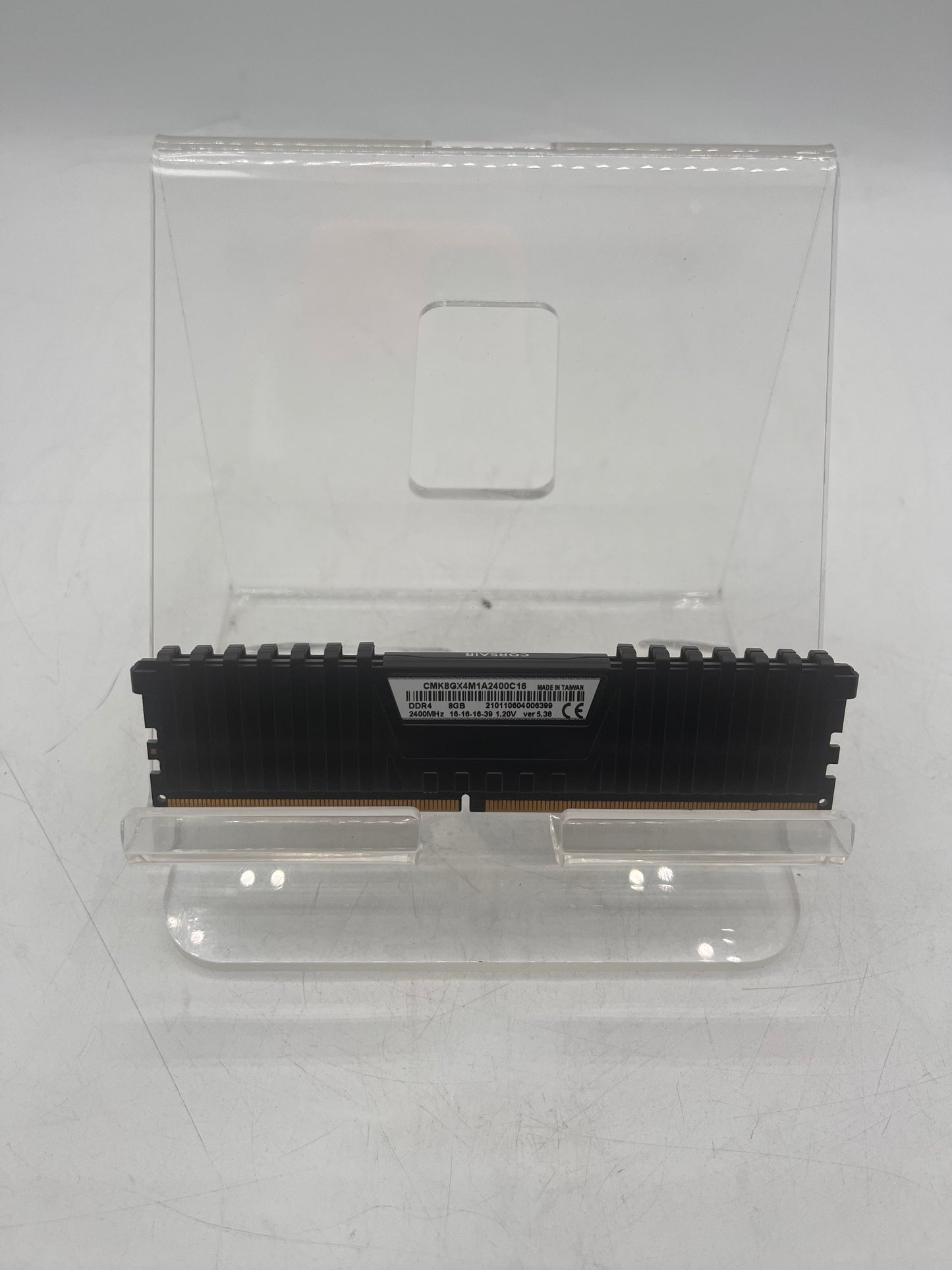 Corsair Vengeance LPX 8GB (1x8GB) RAM DDR4 3200MHz CMK16GX4M2B3200C16 Single Ram