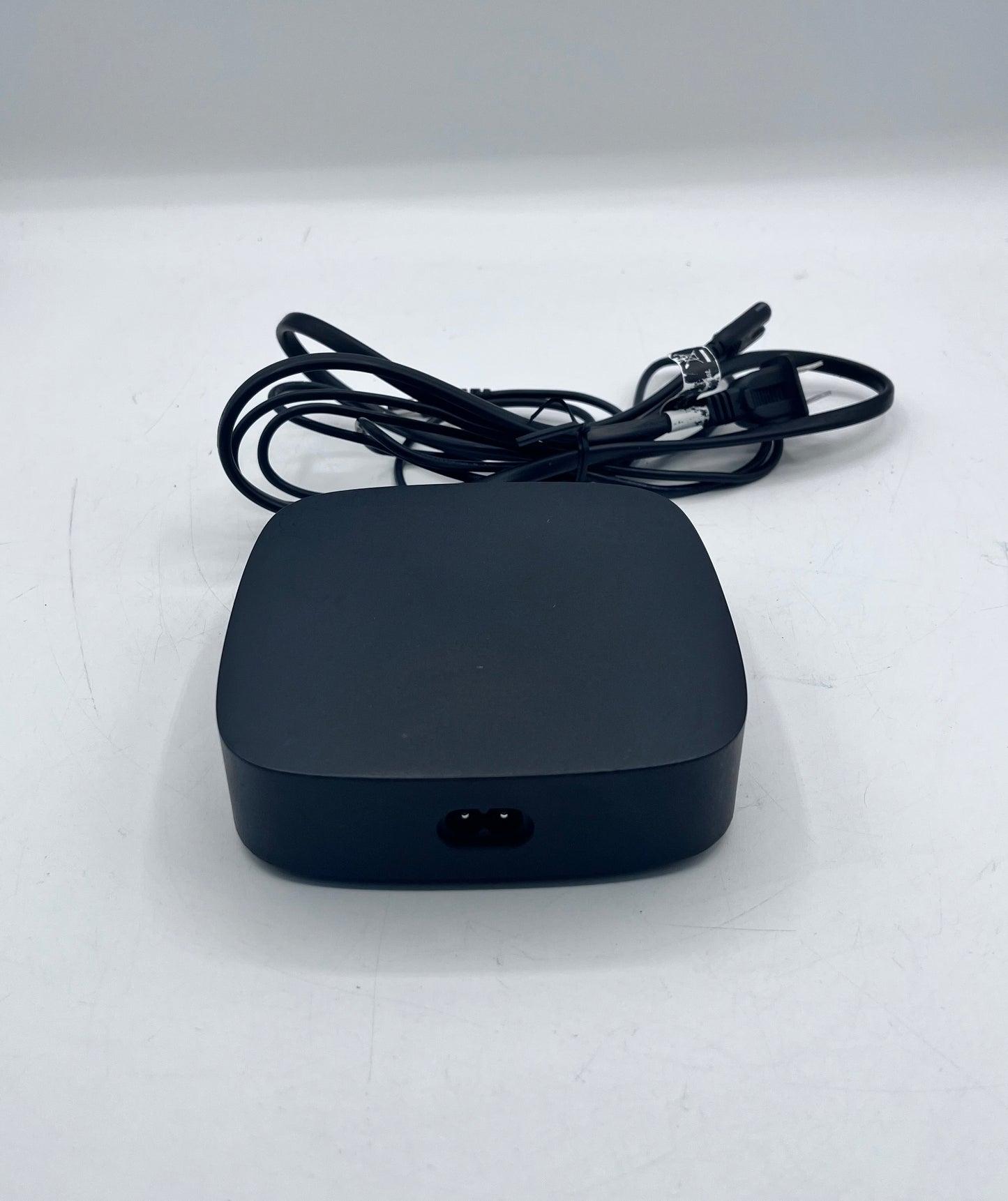 Altice Amplify Devialet Sagemcom SBDV01 Bluetooth Speaker Tested