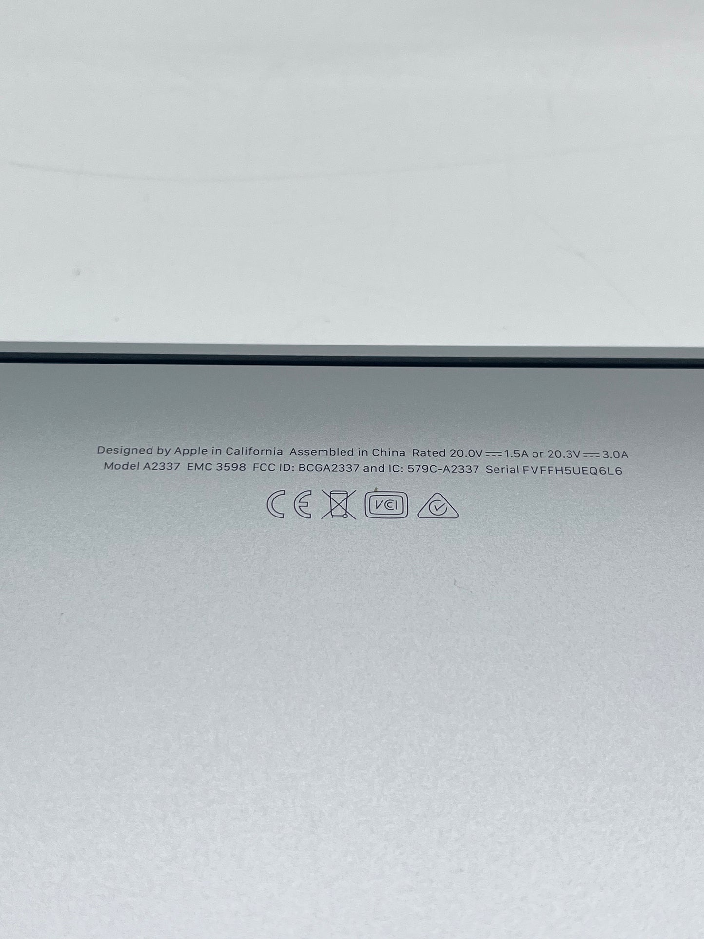 2020 Apple MacBook Air 13.3" M1 7C 8GB 128GB A2337 REMOTELY MANAGED