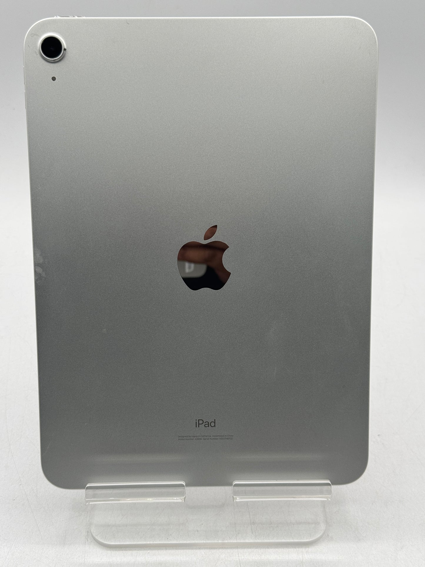 Apple iPad 10th Gen A2696 64GB Wi-Fi Only Silver Free Shipping READ