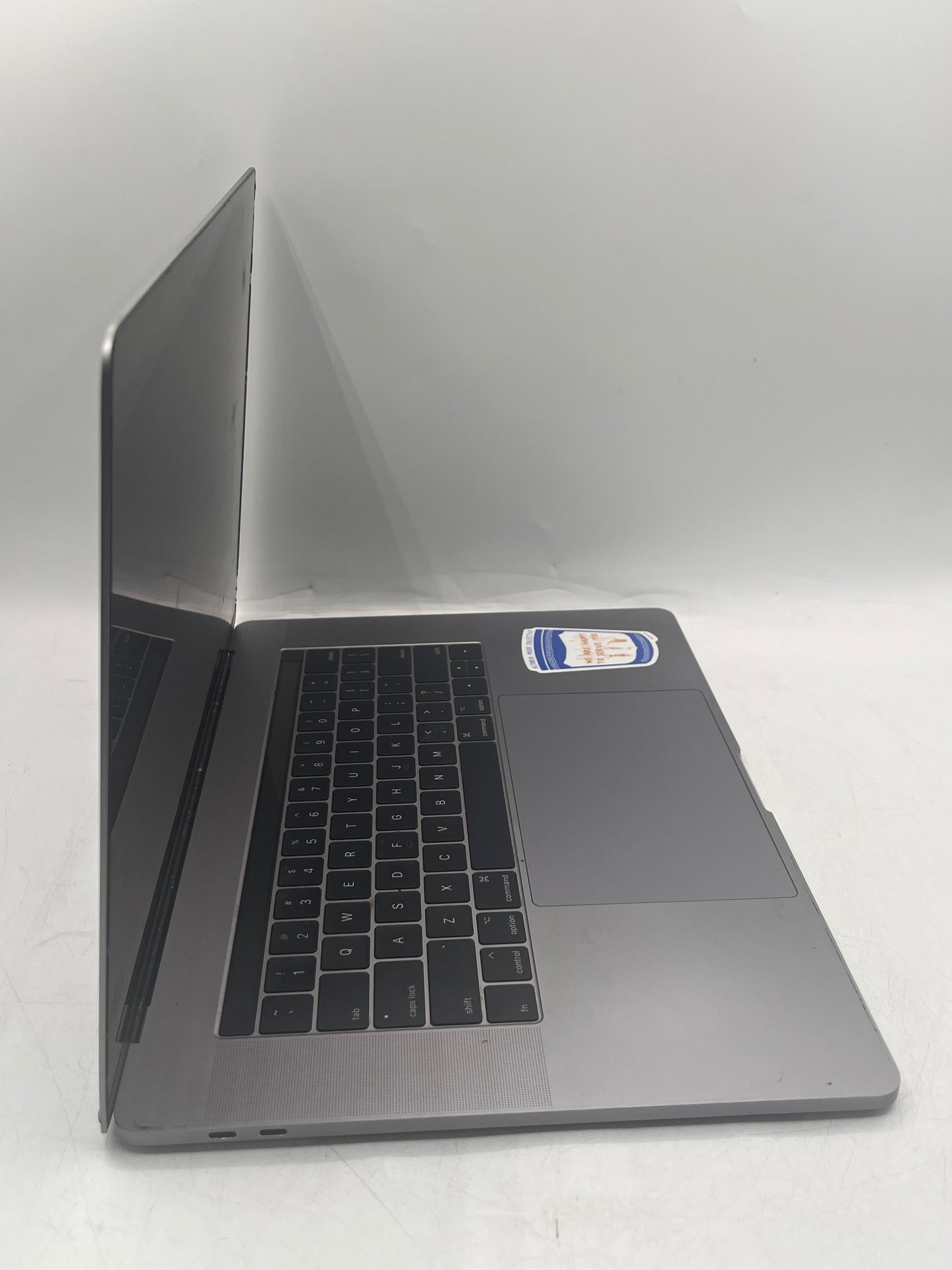 Apple MacBook Pro 15" A1707 2017 Core i7 16GB 512GB Space Gray
