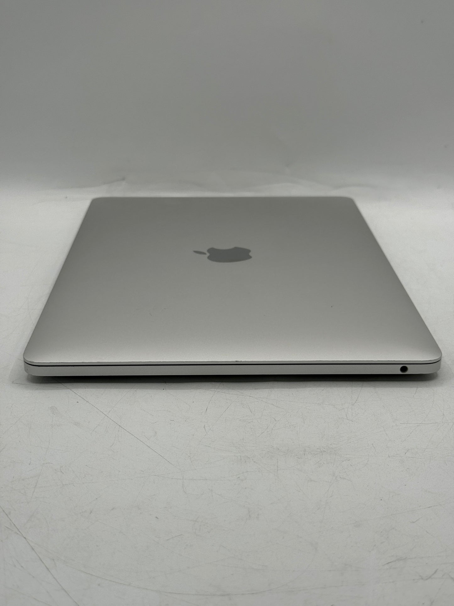 2020 Apple MacBook Pro 13.3" M1 8C GPU 3.2GHz 8GB RAM 512GB SSD A2338