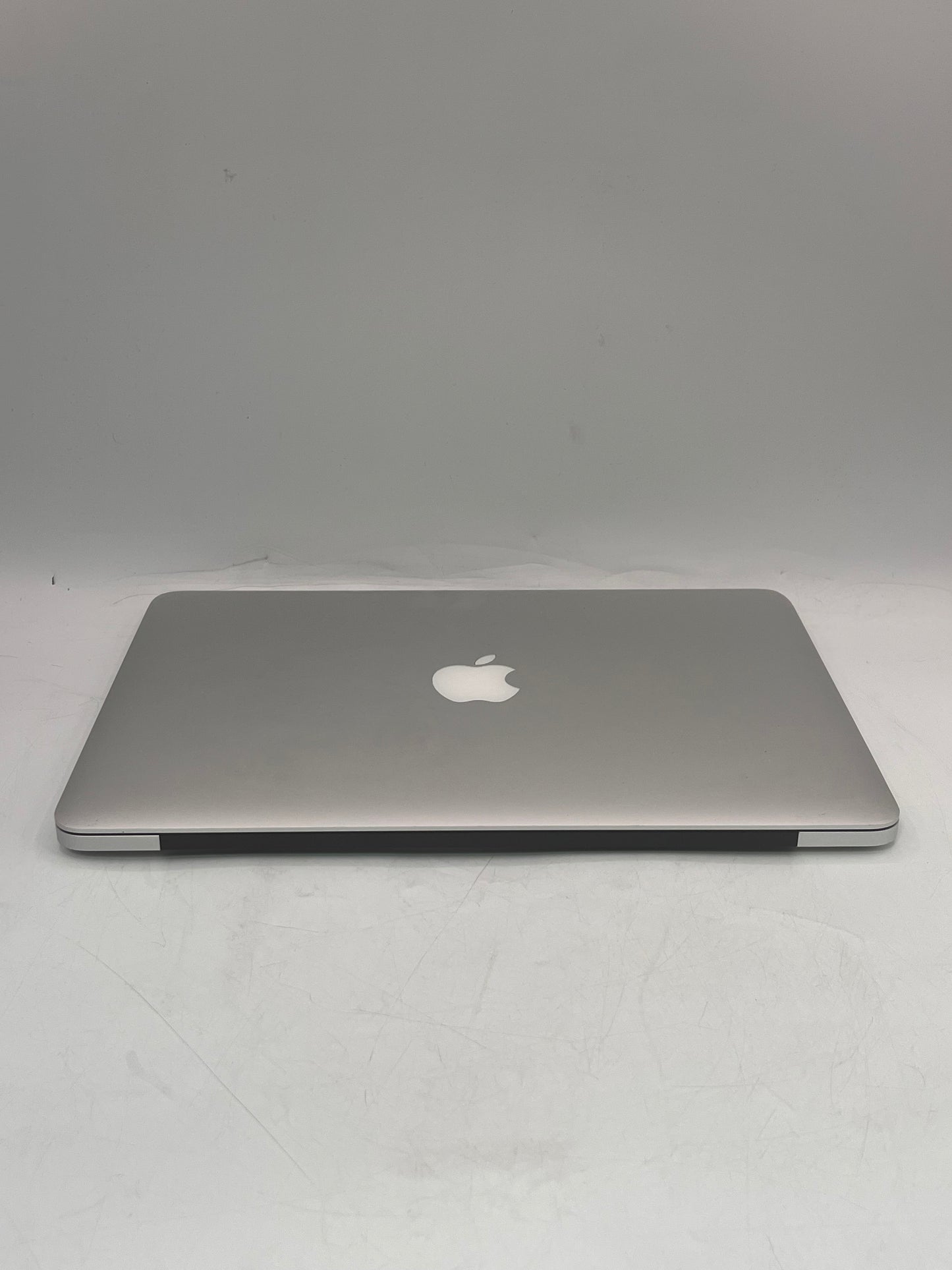 Apple MacBook Pro 13" A1502 2015 8GB 128GB Core i5 Silver
