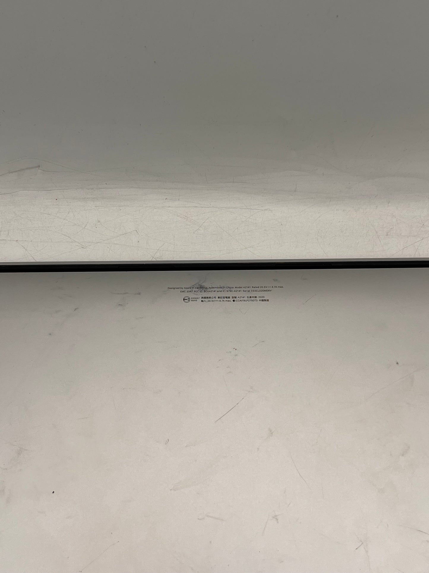 Apple MacBook Pro 16" A2141 2019 Core i9 32GB 1TB Silver NO OS