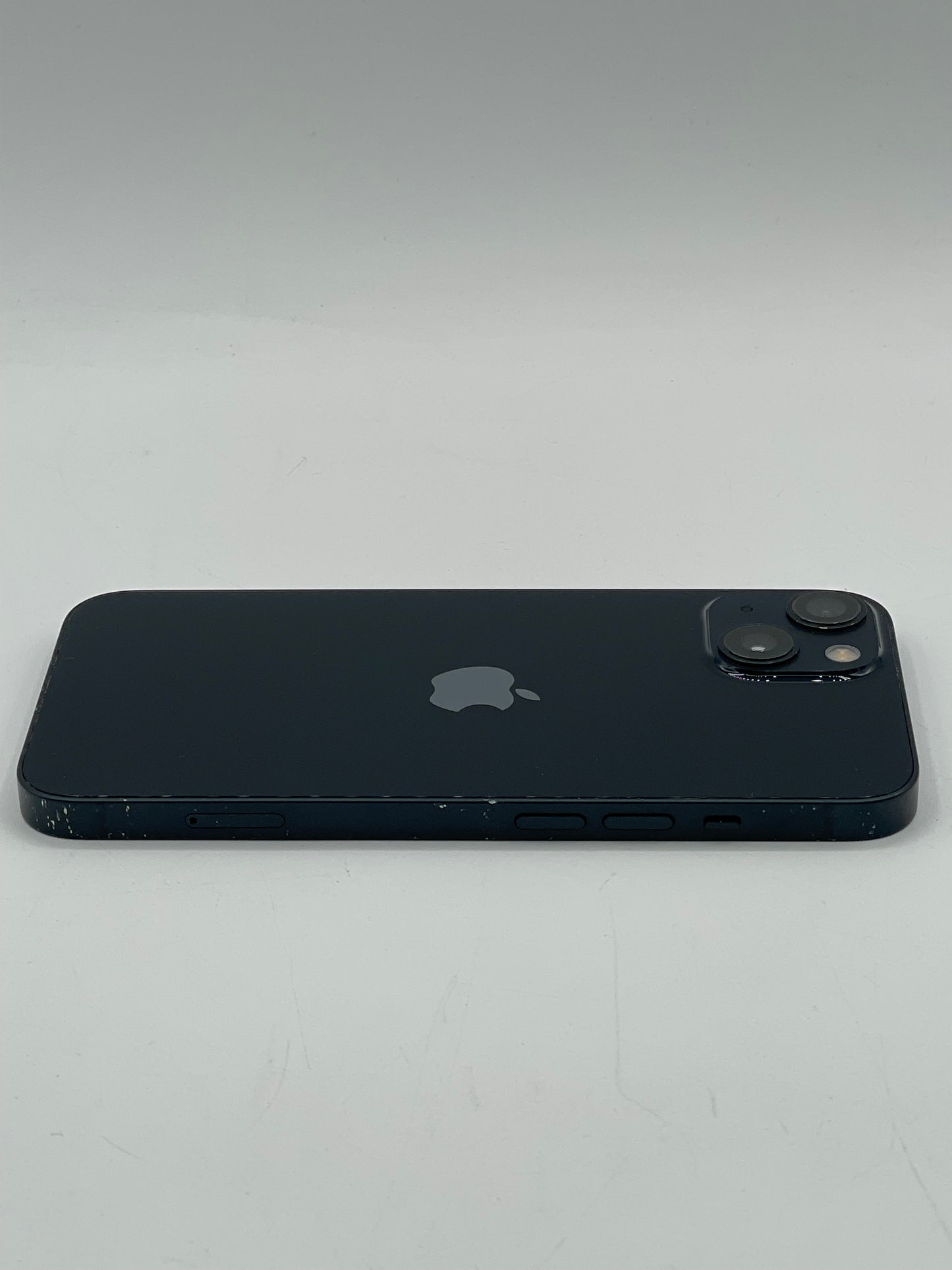 Unlocked Apple iPhone 13 6.1" 128GB Midnight A2482 NLA23LL/A 95% Battery