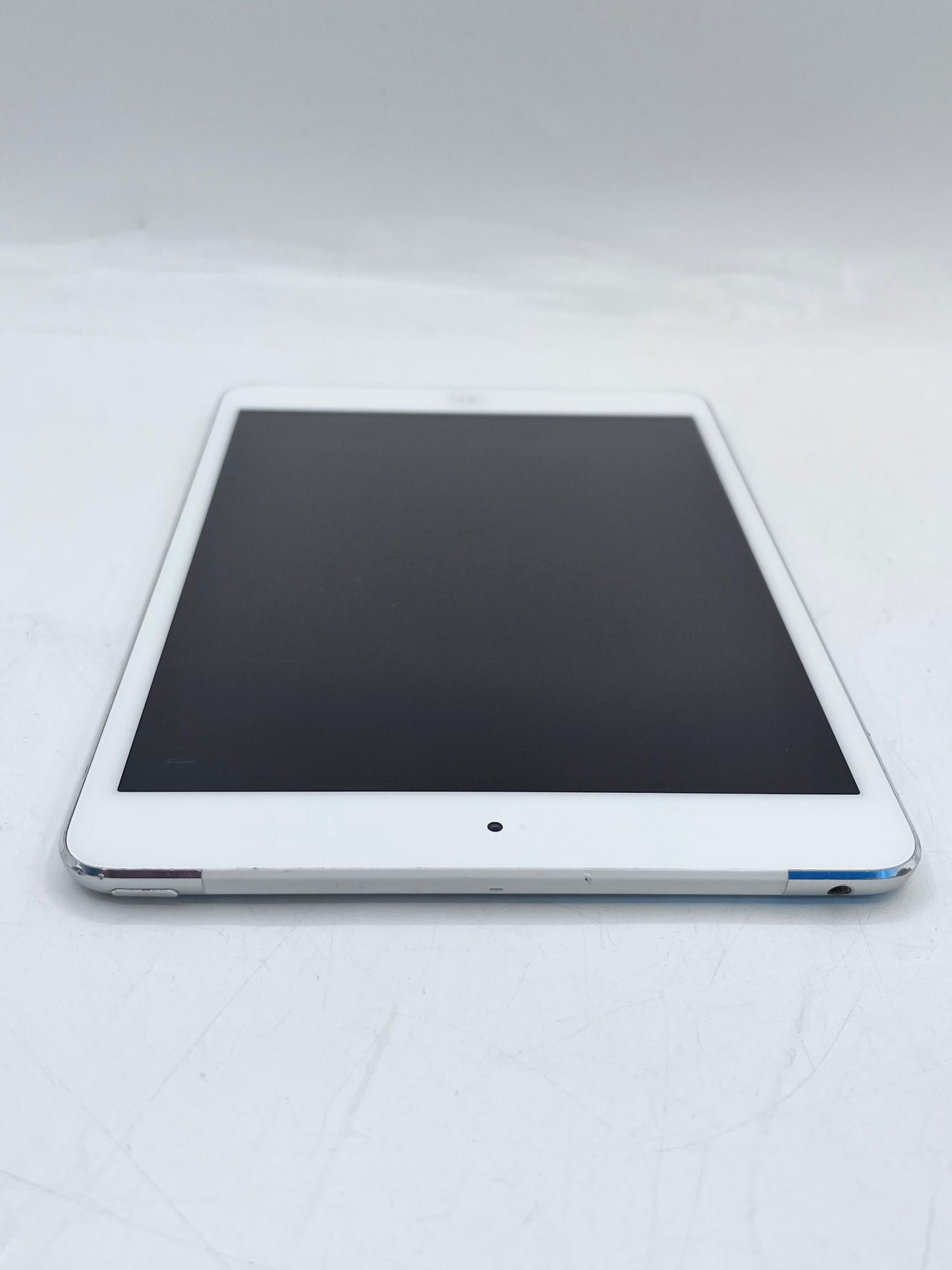 Unlocked Apple iPad Mini 2nd Gen A1490 MF074LL/A 16GB White