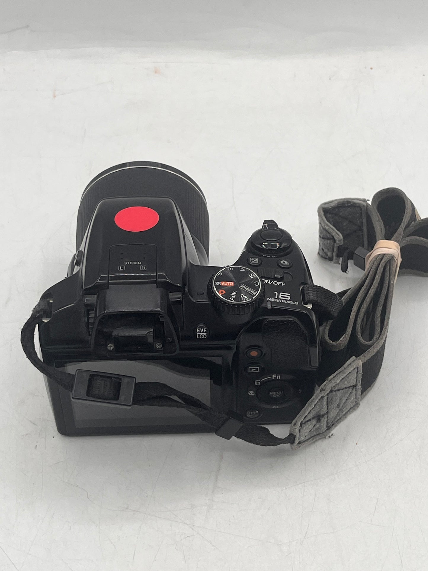 Fujifilm FinePix S8200 Bridge Camera TESTED, 16MP 40x Zoom 3in USB Flash Black