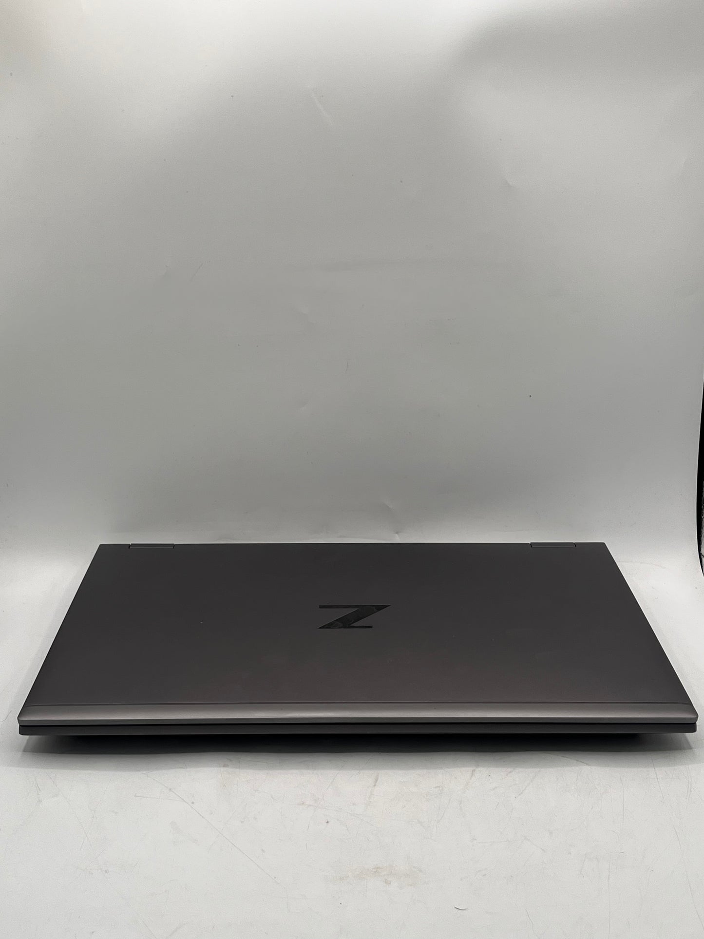 HP ZBook Fury G8 17.3" Core i7 11th Gen 32GB 512GB Laptop Gray
