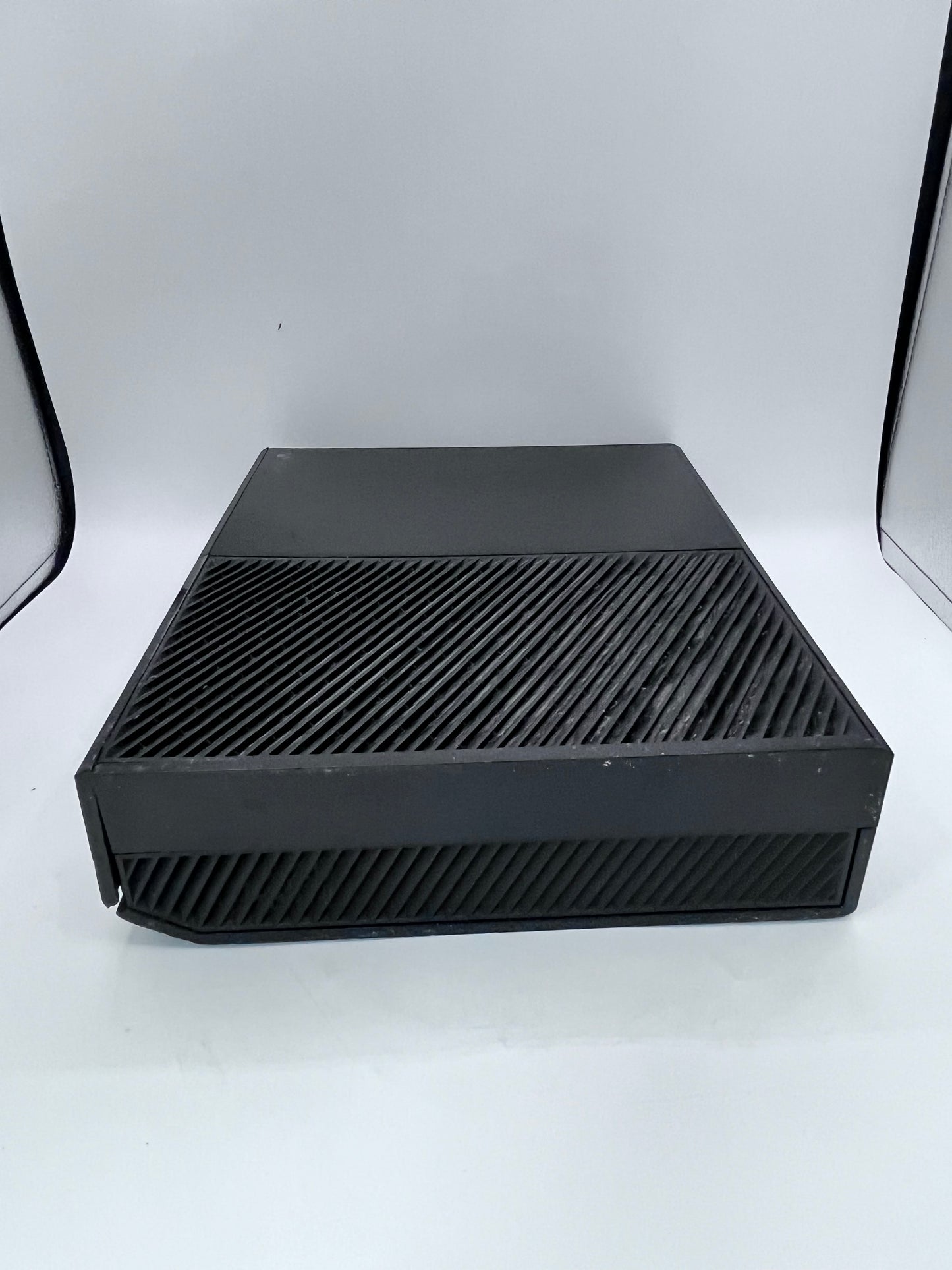 Microsoft Xbox One 2013 1540 500GB Video Game System - Black