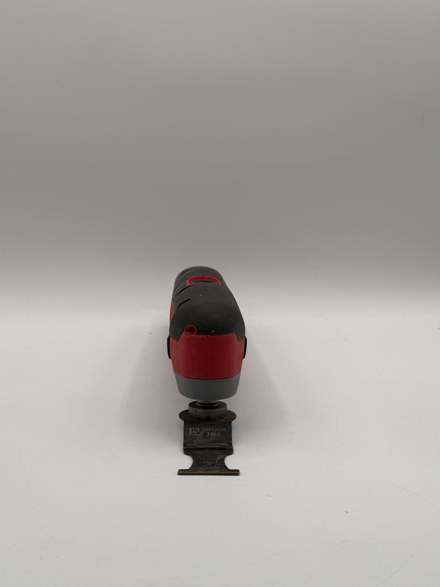 Milwaukee 2426-20 M12 12-Volt Lithium-Ion Cordless Multi-Tool Tool-Only Red