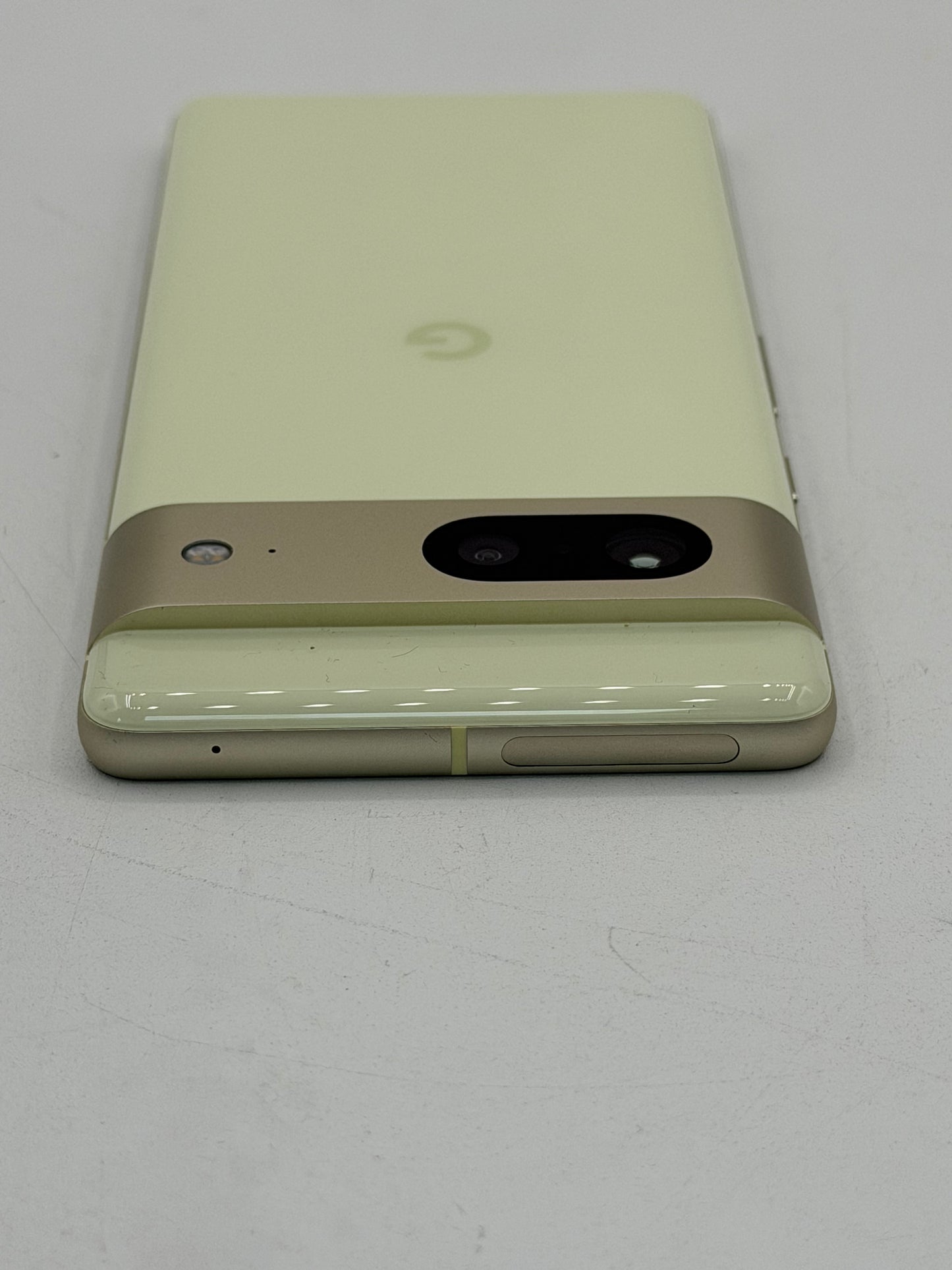 Unlocked Google Pixel 7 GVU6C 128GB Cell Phone - Lemon Grass