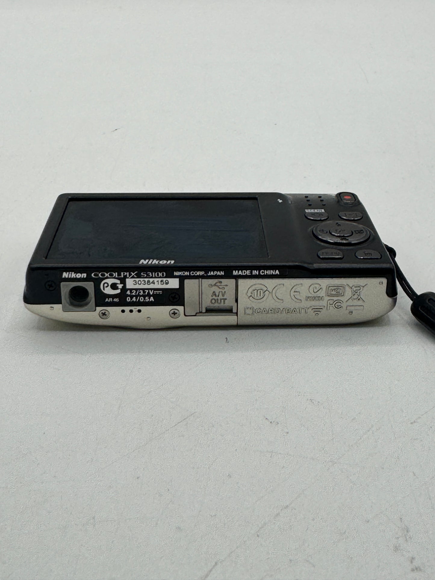 Nikon COOLPIX S3100 14MP Digital Camera Silver W/ Battery Tested Free Shipping