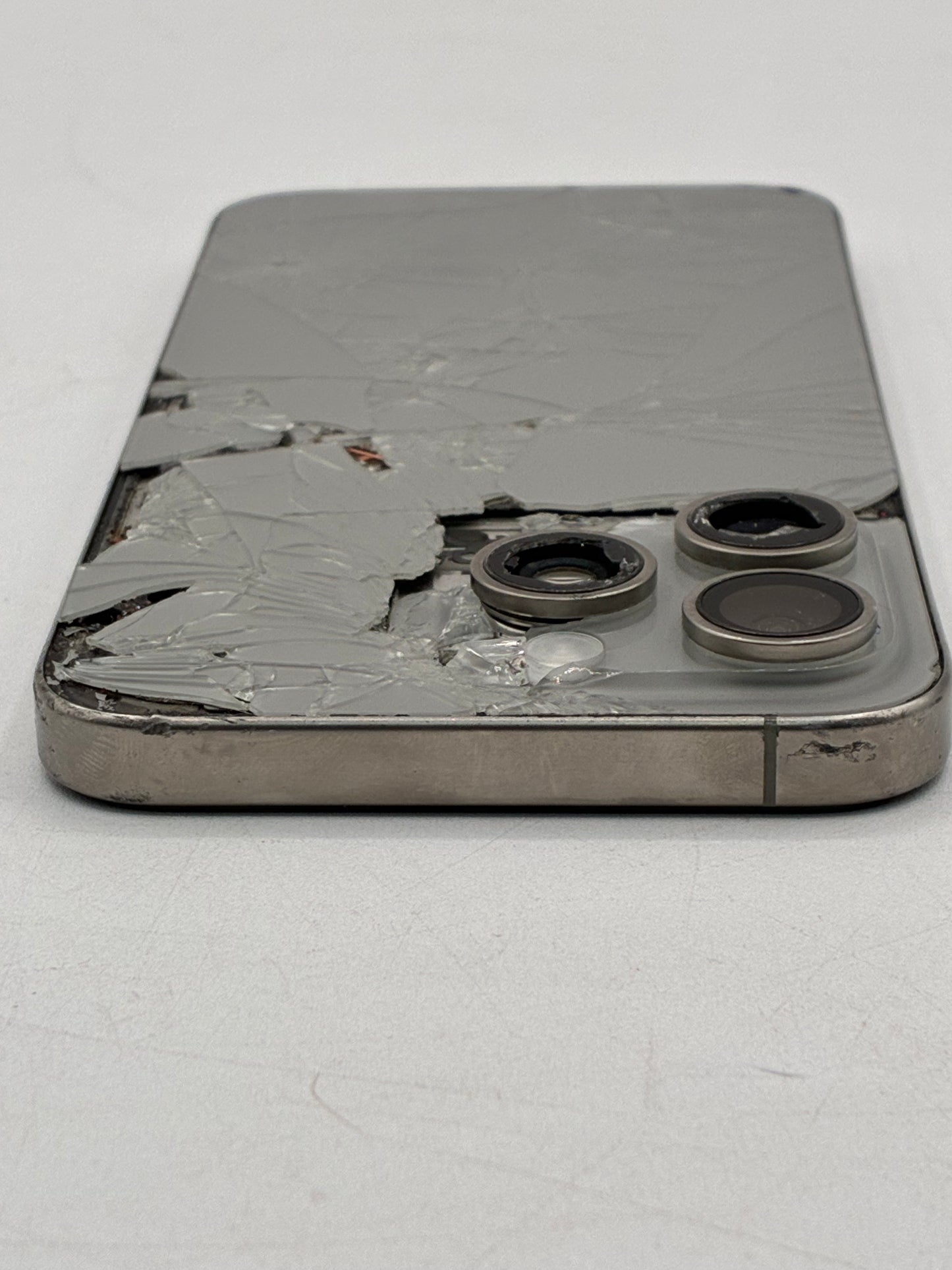 Apple iPhone 15 Pro Max 128 GB Natural Titanium Unlocked