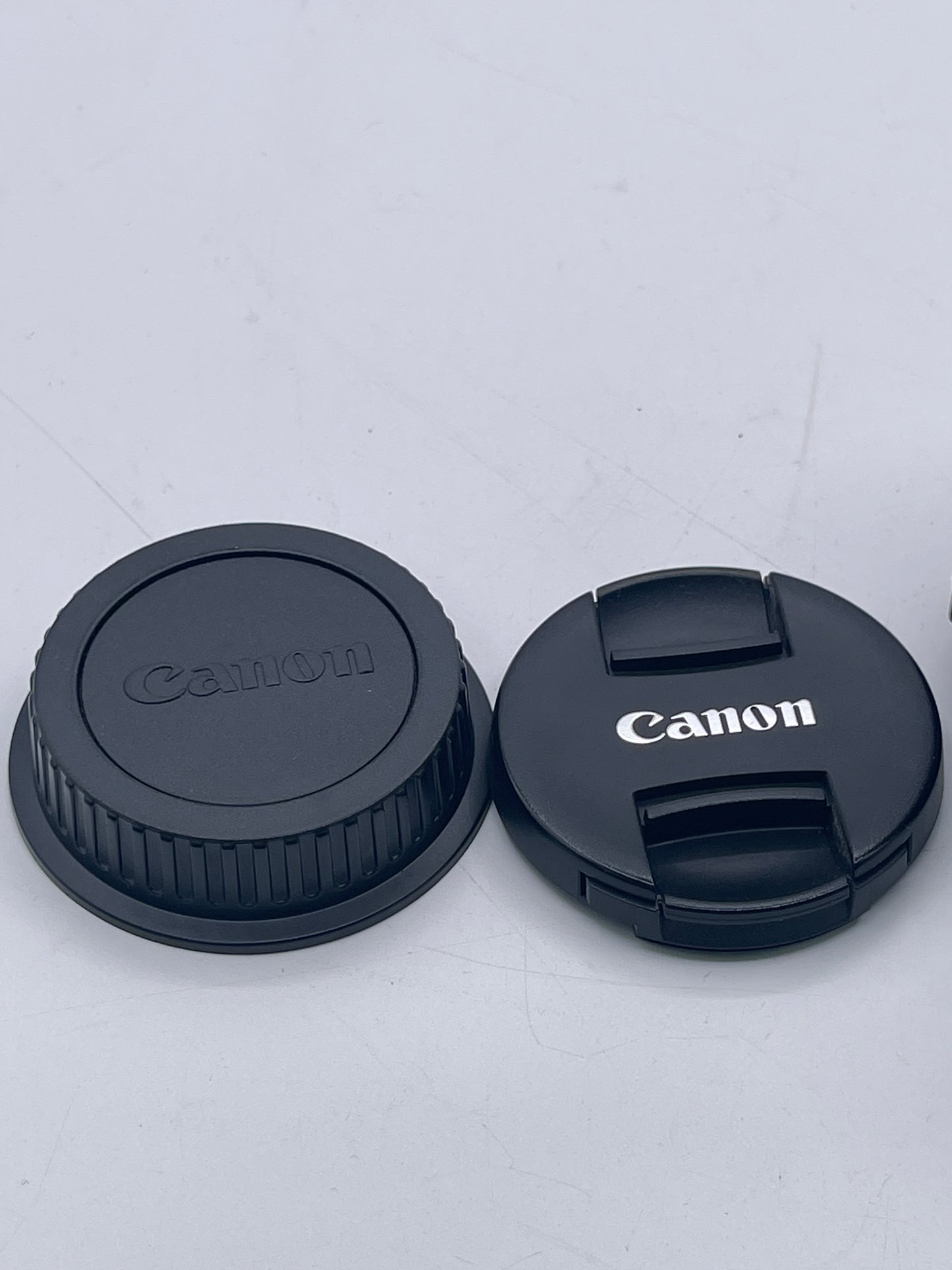 Canon EF-S 18-55MM f/3.5-5.6 IS II Zoom Lens + Caps Excellent Condition