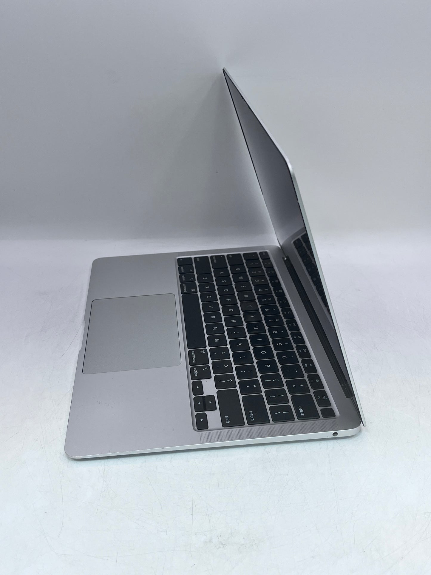 Apple MacBook Air Retina A2179 MWTJ2LL/A 2020 Intel i3 8GB  256GB - Silver READ
