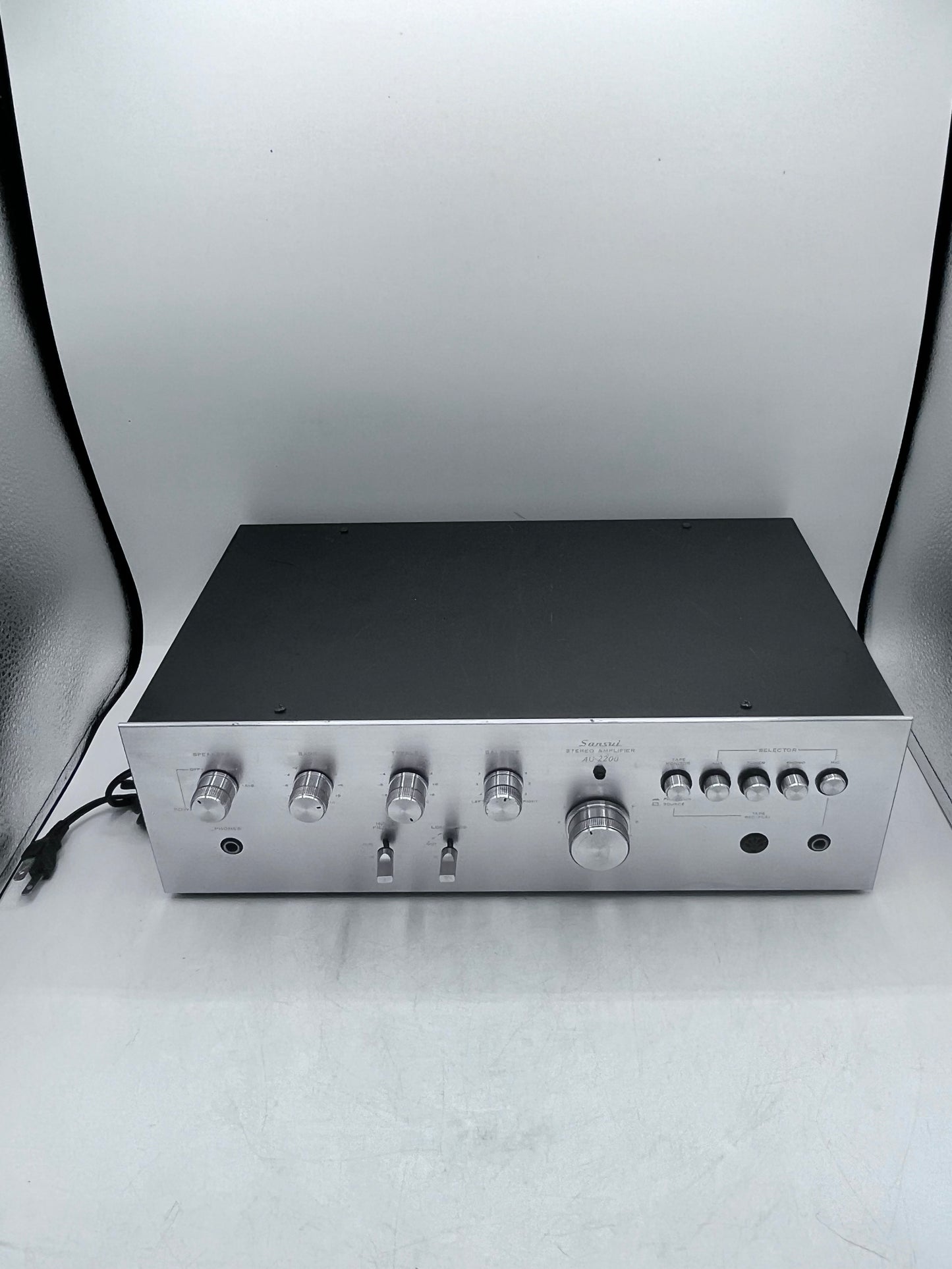 Sansui AU-2200 Integrated Amplifier Tested
