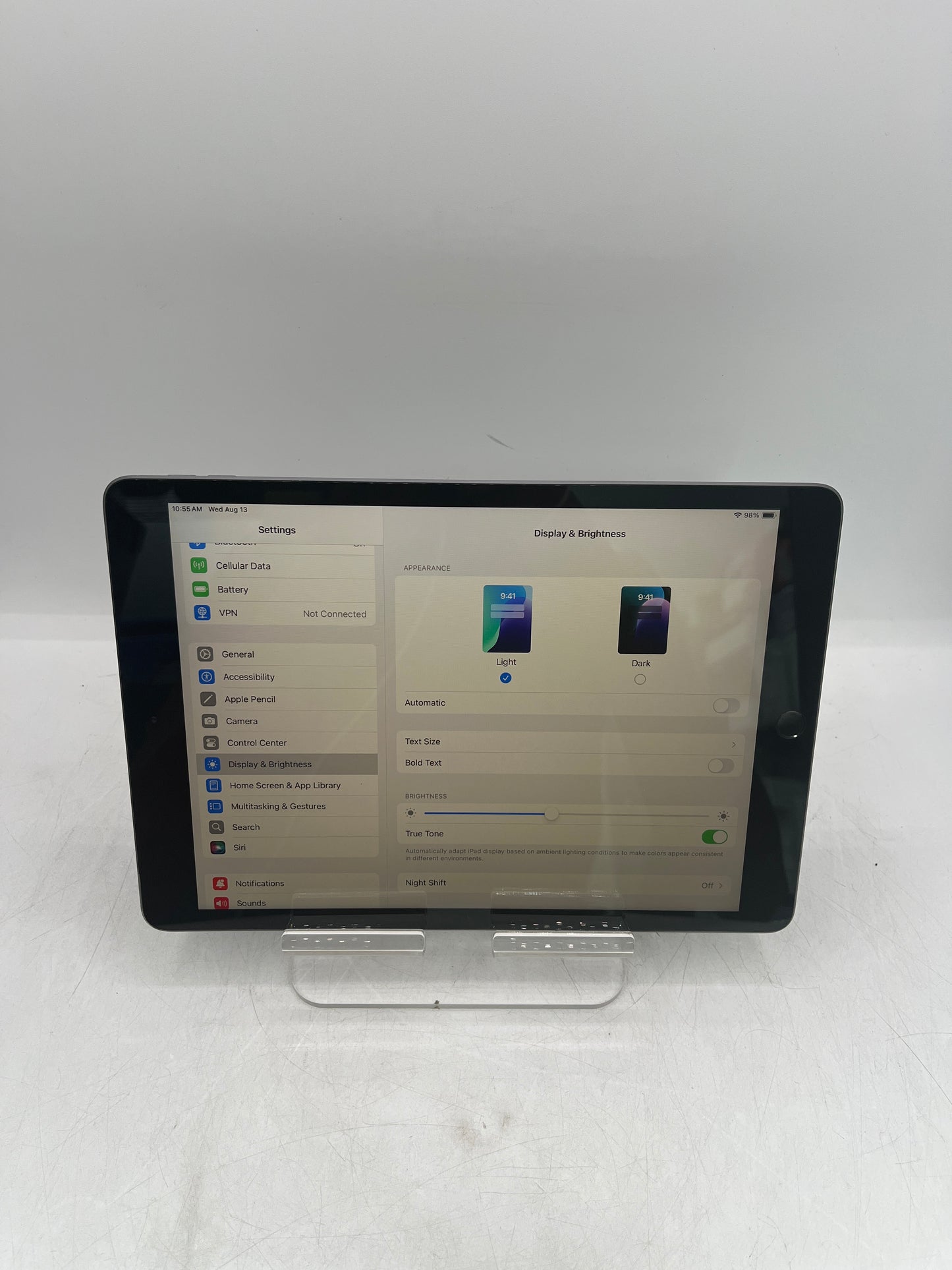 Apple iPad (7th Gen) A2200 32GB  Remotely Managed -  Space Gray