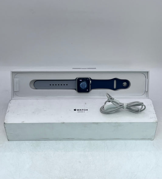 Apple Watch Series 3 A1858 42mm 8 GB - Silver