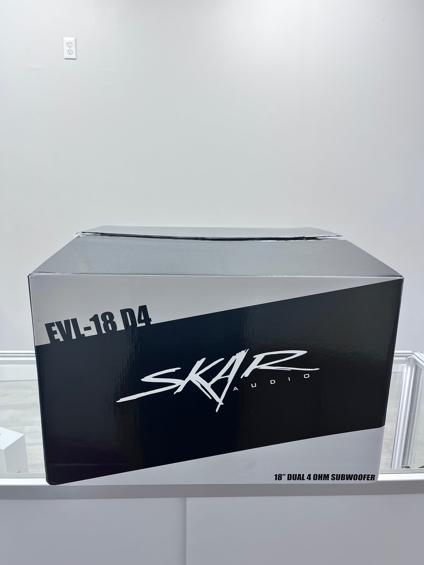 SKAR AUDIO EVL-18 D4 18 Dual 4 Ohm Subwoofer Car Audio Equipment