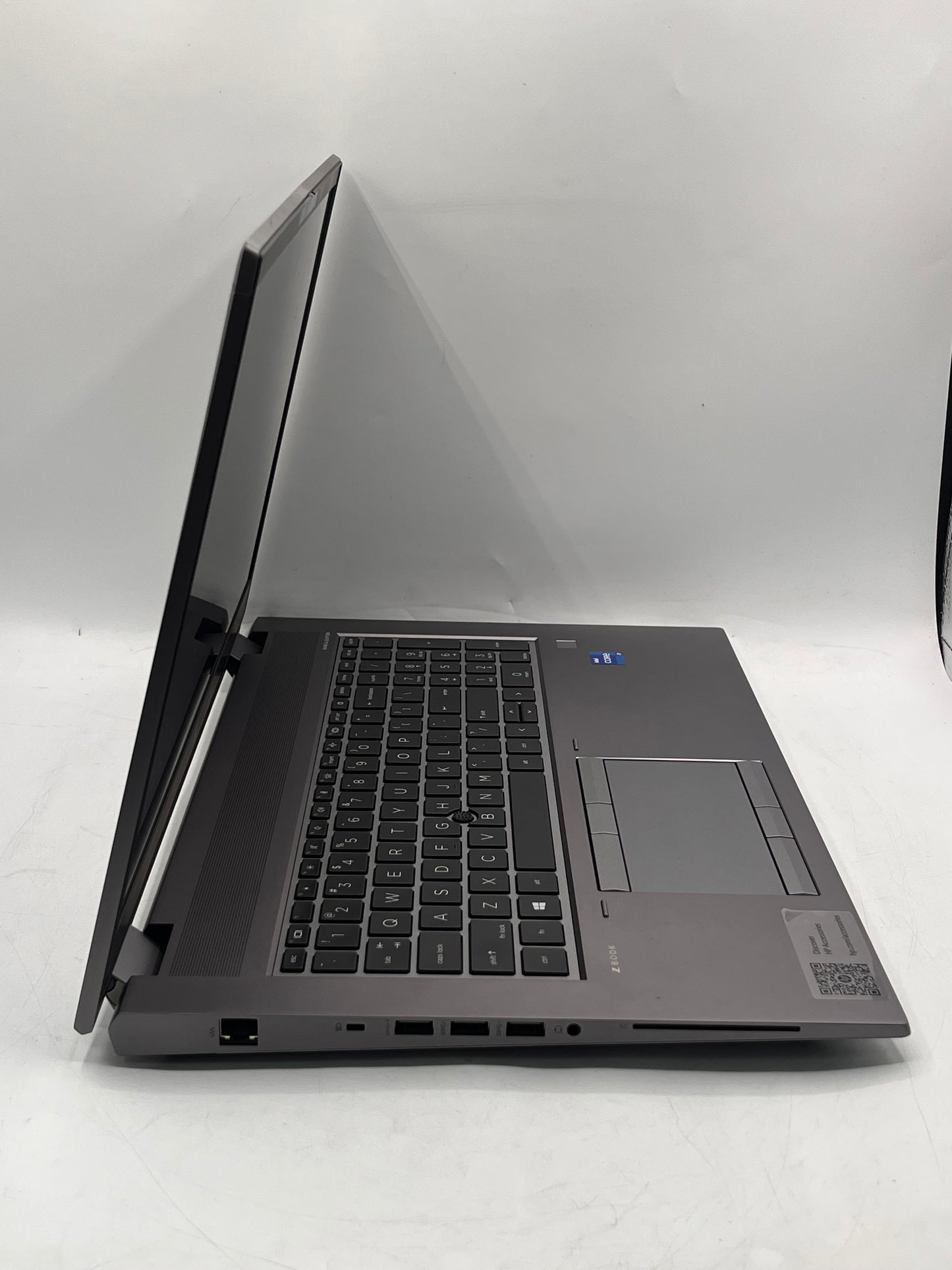 HP ZBook Fury G8 17.3" Core i7 11th Gen 32GB 512GB Laptop Gray