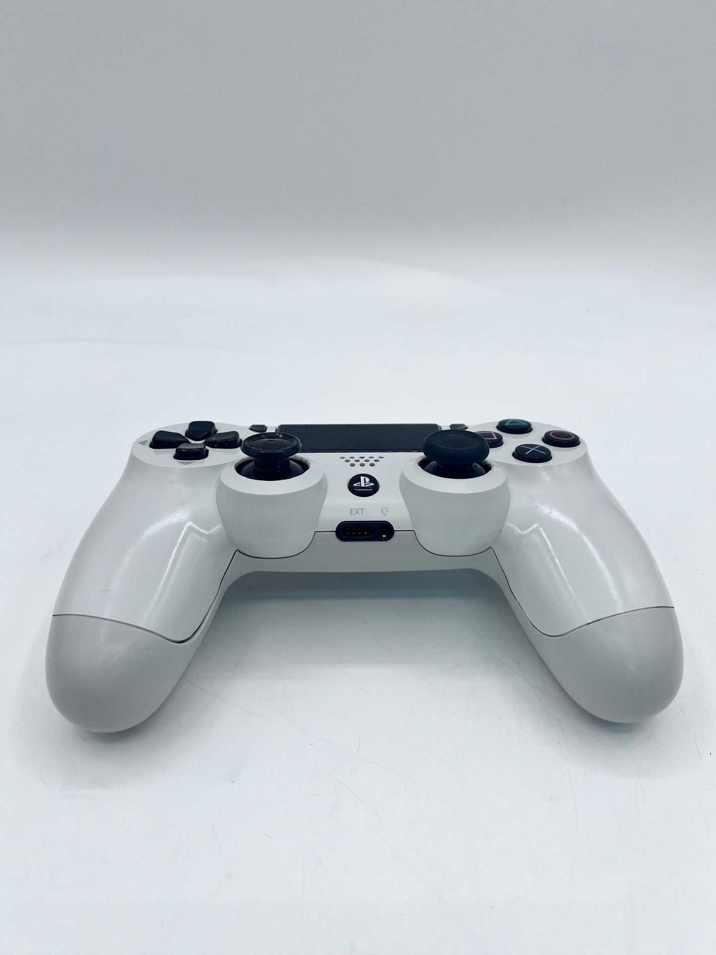Sony PS4 Dynasty Special Edition CUH-1215A 500GB Console with DualShock 4 White