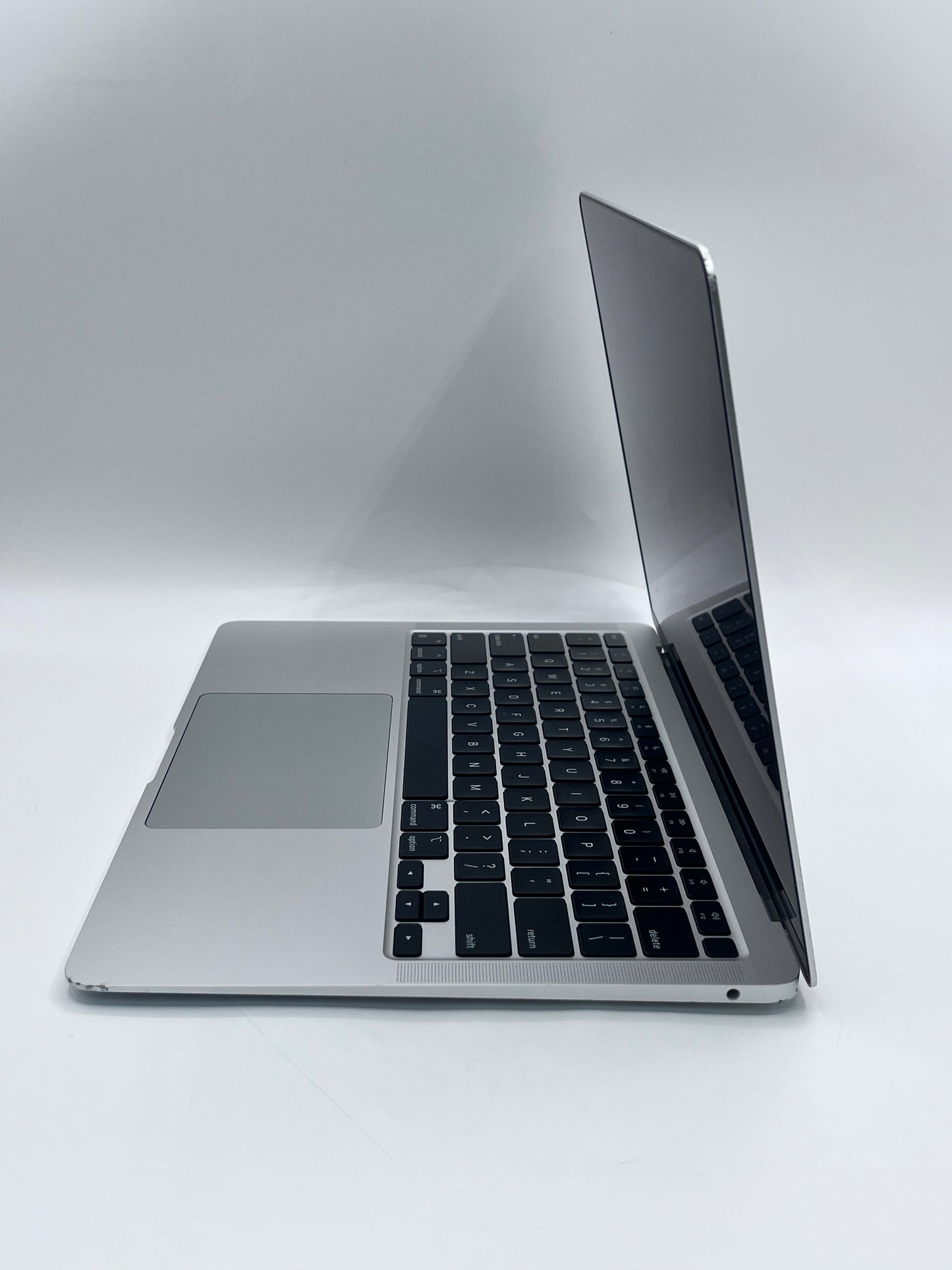 2020 Apple MacBook Air 13.3" M1 7C 8GB 128GB A2337 REMOTELY MANAGED