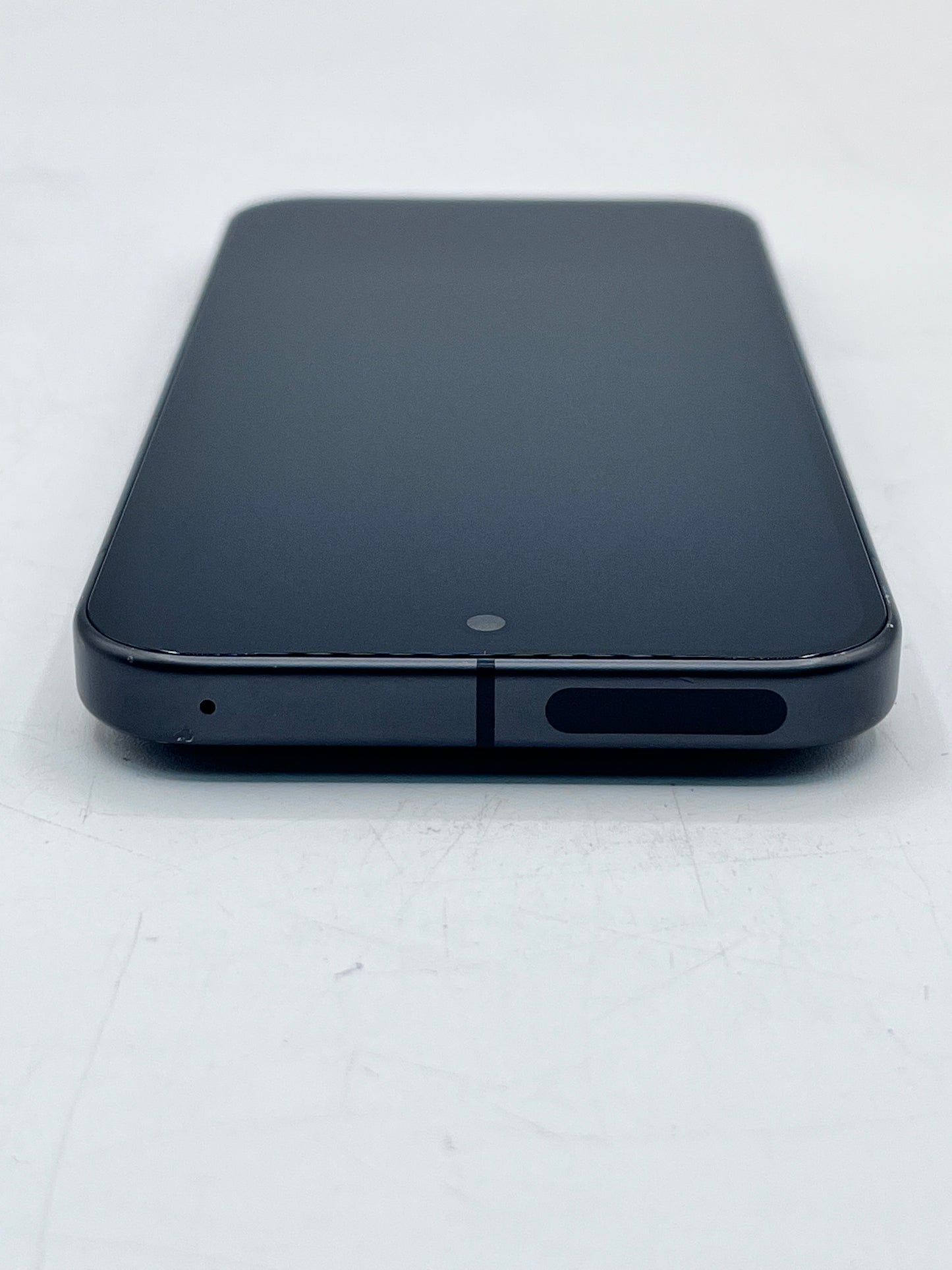 Google Pixel 9 - 128GB Space Gray G2YBB Used with Box - Clean IMEI