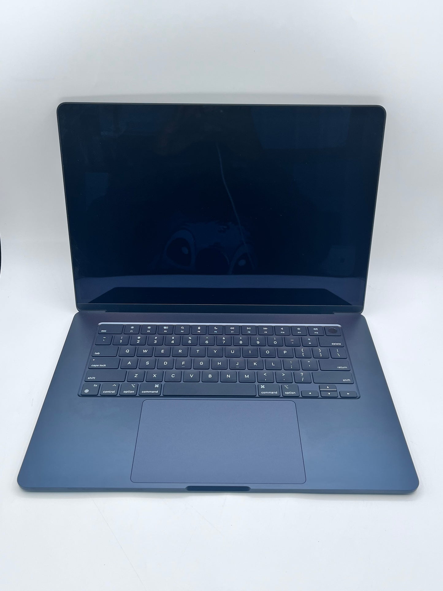 Apple MacBook Air 15" M3 chip 8GB 256GB Midnight MRYU3LL/A 2024 9 Cycle Count!